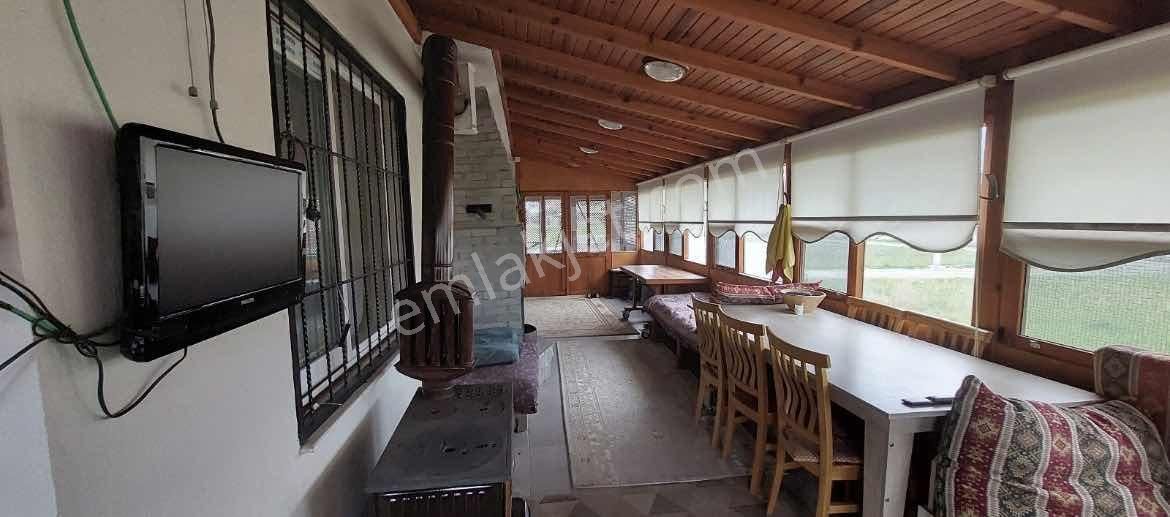 Şakranda Denize Yürüme Mesafesinde Eşyalı Kiralık 1+1 - Görsel 11