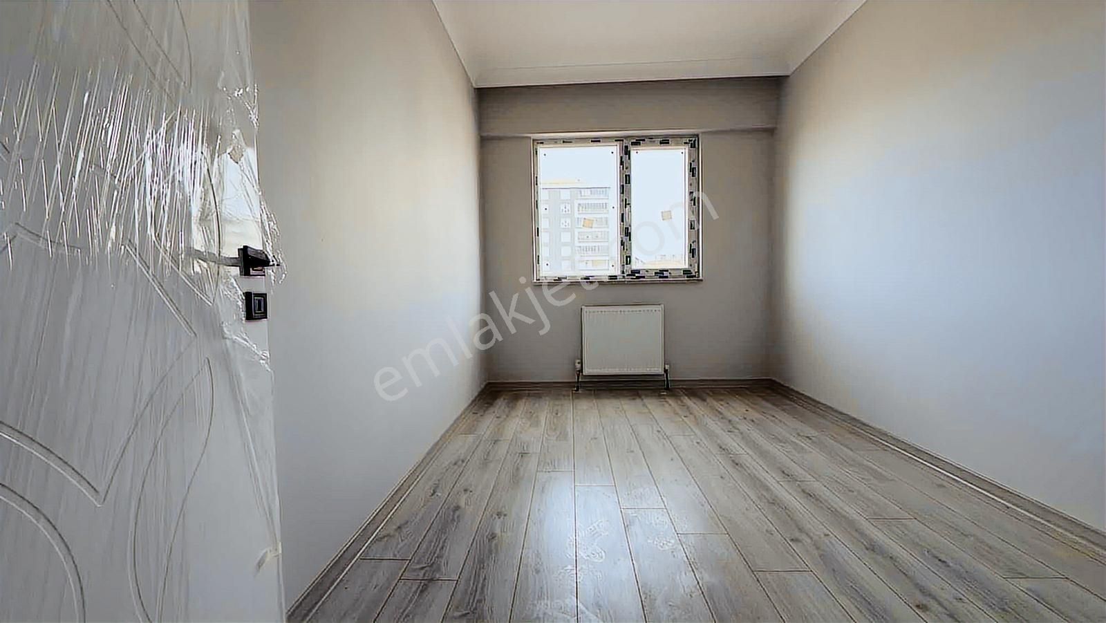 Çetin Emlaktan Saraycıkta Bulvar Üzerinde Ebvn Banyolu 2+1 Daire - Görsel 10