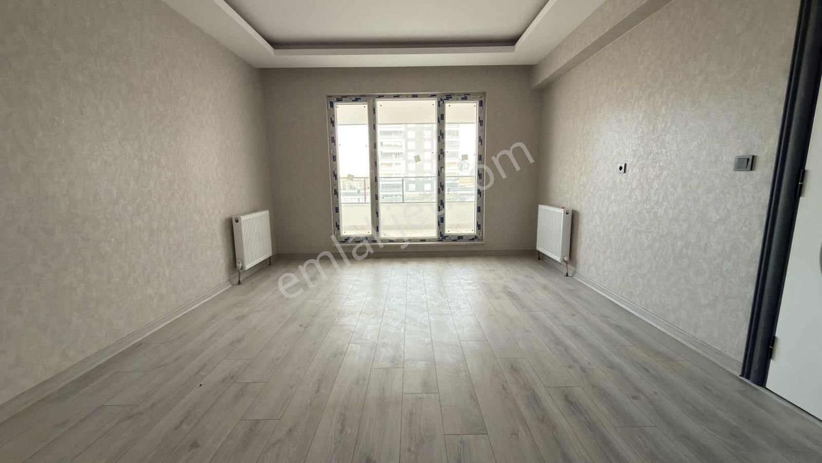 Çetin Emlaktan Saraycıkta Bulvar Üzerinde Ebvn Banyolu 2+1 Daire - Görsel 11