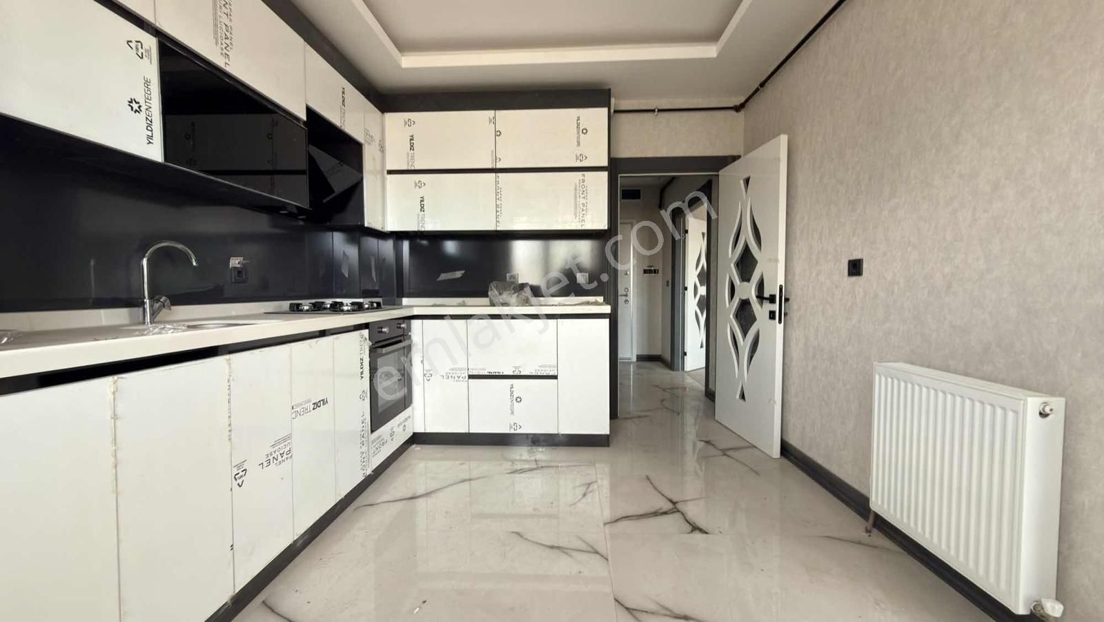 Çetin Emlaktan Saraycıkta Bulvar Üzerinde Ebvn Banyolu 2+1 Daire