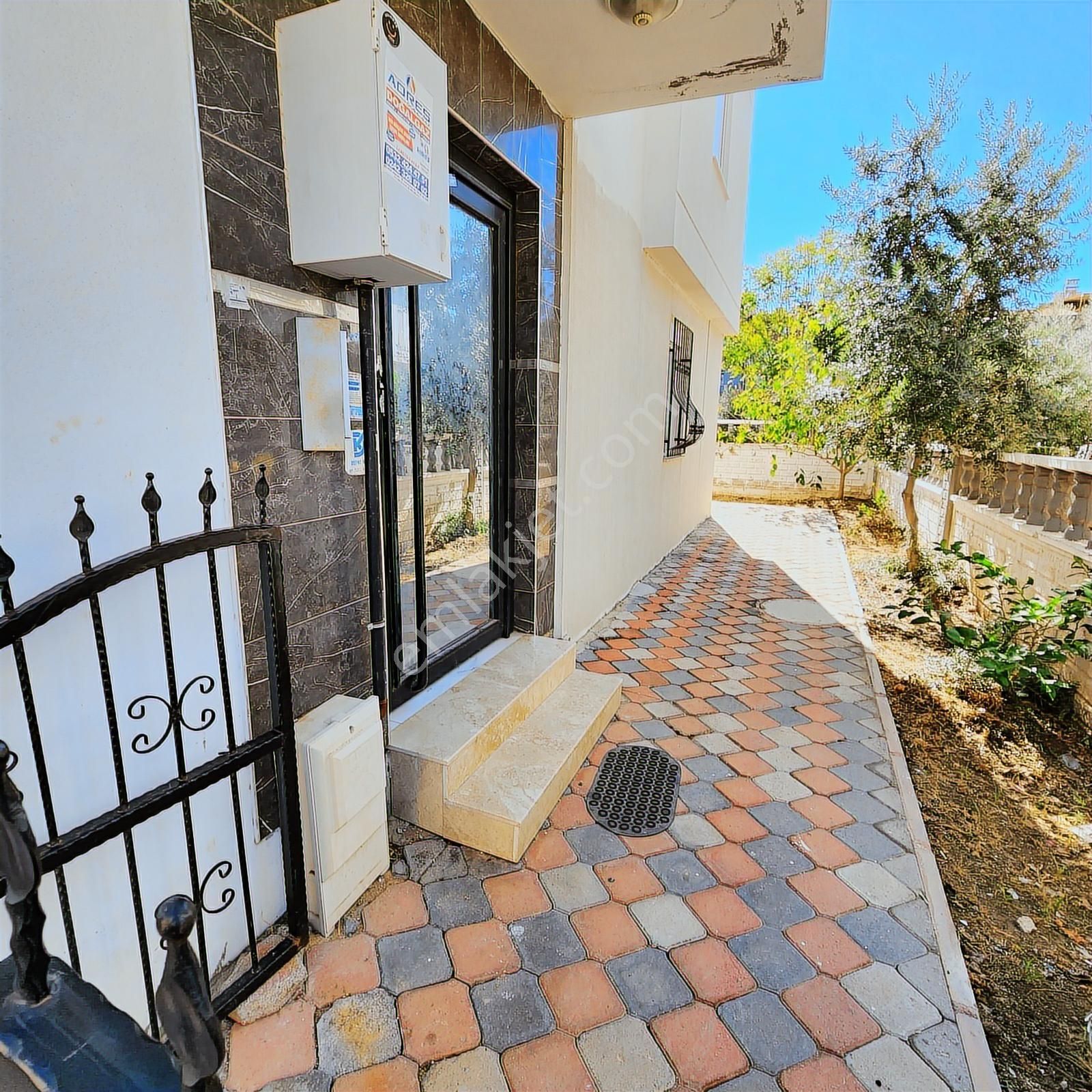 Antalya, Kepez De Tramvaya Çok Yakın 4 Cepheli Kiralık 3+1 Daire - Görsel 24