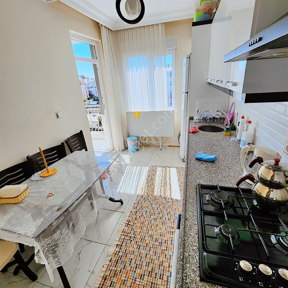 Antalya, Kepez De Tramvaya Çok Yakın 4 Cepheli Kiralık 3+1 Daire - Görsel 16