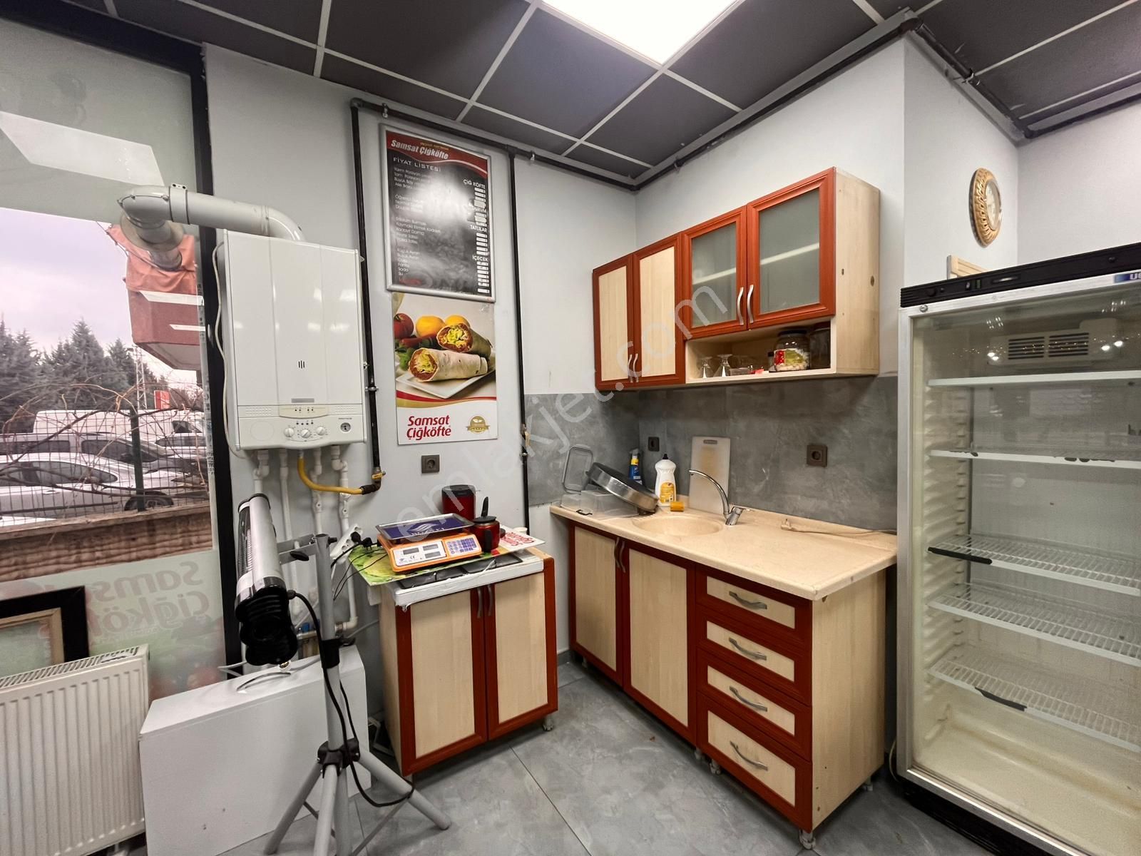 Ankara Kazanç'tan Pınarbaşında Zafer İçyer Cad. Yakını Koşuyolu Cepheli Full Yapılı Kiralık Dükkan - Görsel 31