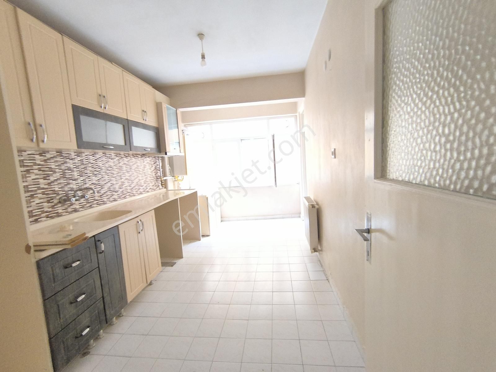 Bahçelievler Çobançeşmede Merkezi Konumda Satılık 3+1 Daire - Görsel 11