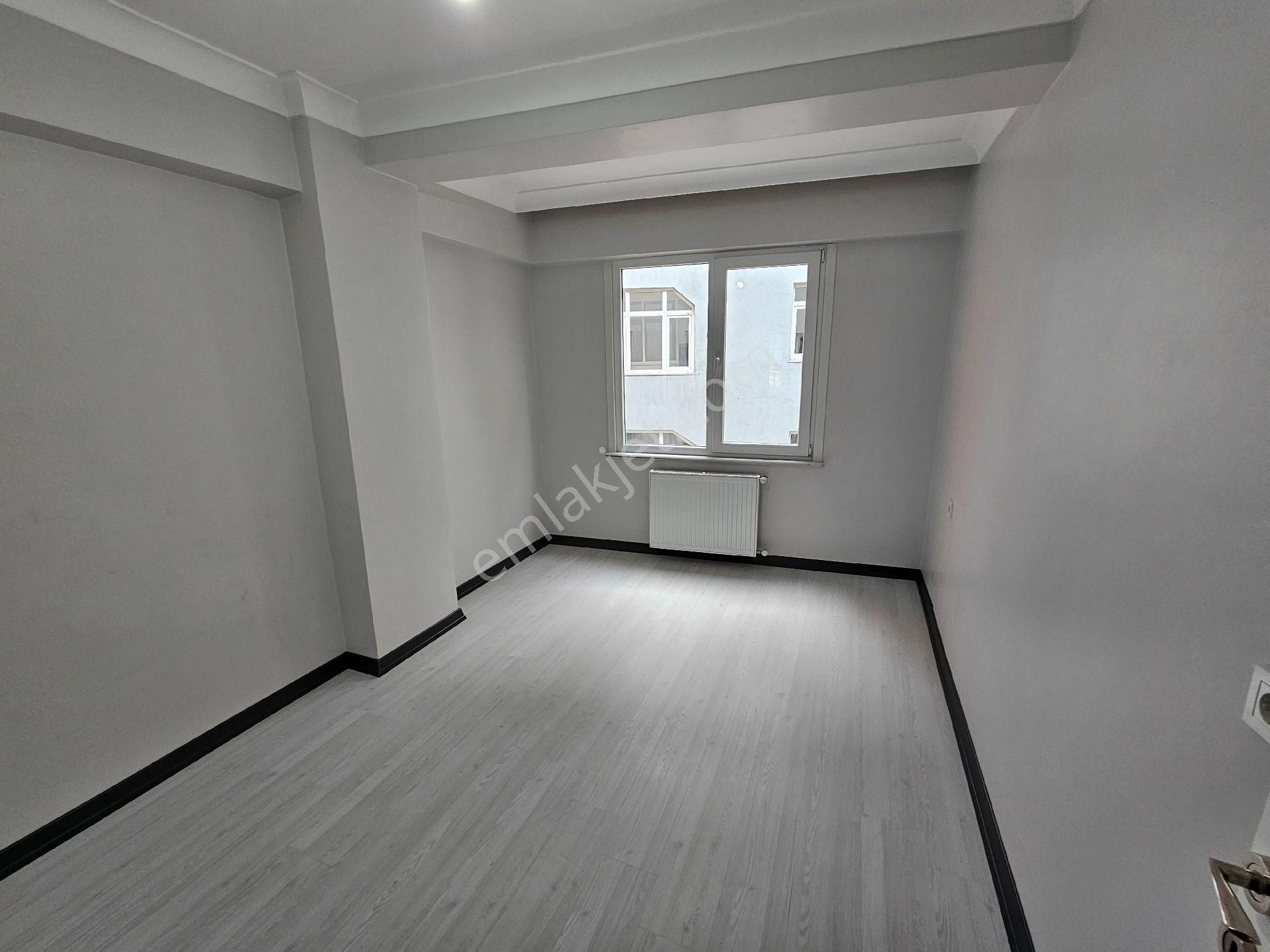 Esenyurt Meydanda - Görsel 8