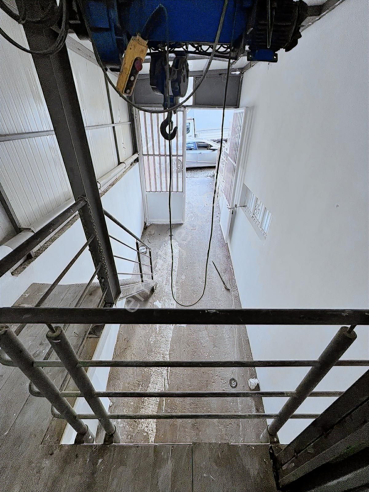 Kayışdagı Merkezde Şenol Sokak'da Kiralık 180 M2 Depo - Görsel 21