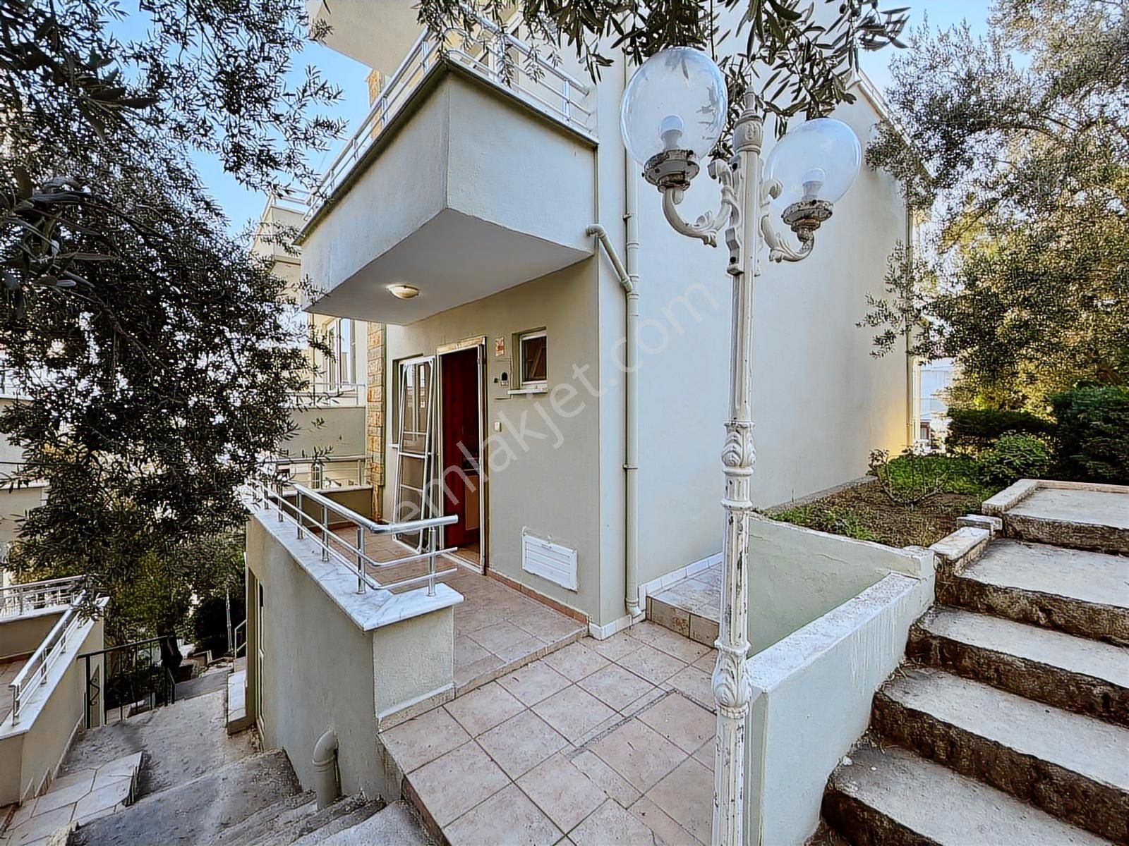 Altınolukta Site İçerisinde Satılık 2+1 Villa - Görsel 21