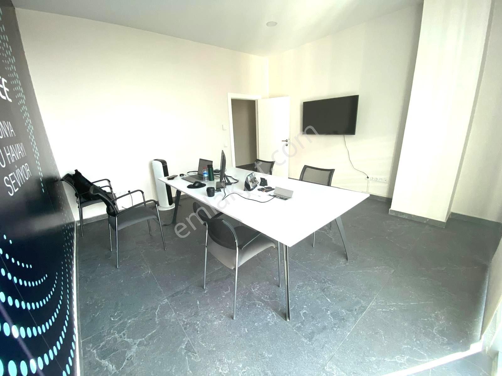 Çukurambar Plazada 12.kat Yapılı 3+1 100 M2 Kiralık Ofis - Görsel 19