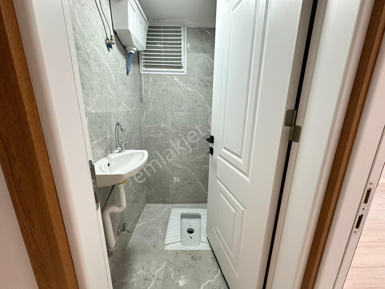 Manisa Katlı Otopark Cvr 3+1 Lüx Tadilatlı Aradığınız Satılık - Görsel 16