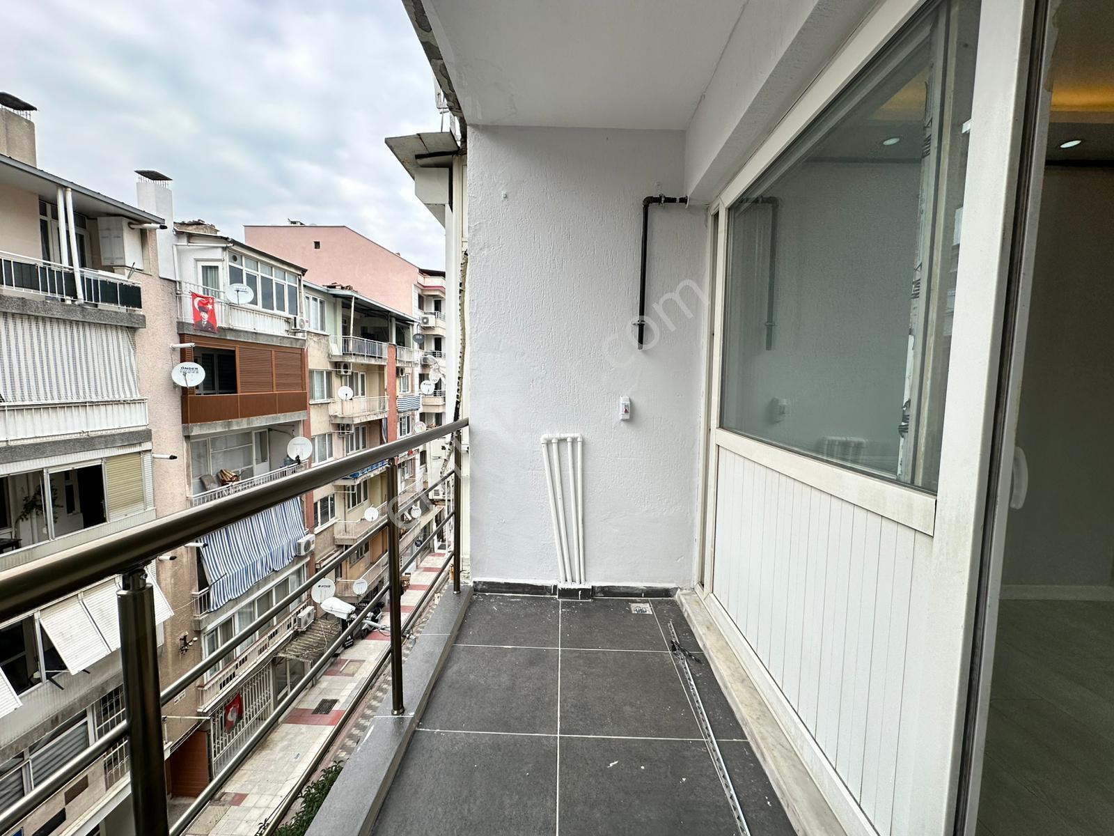 Manisa Katlı Otopark Cvr 3+1 Lüx Tadilatlı Aradığınız Satılık - Görsel 20