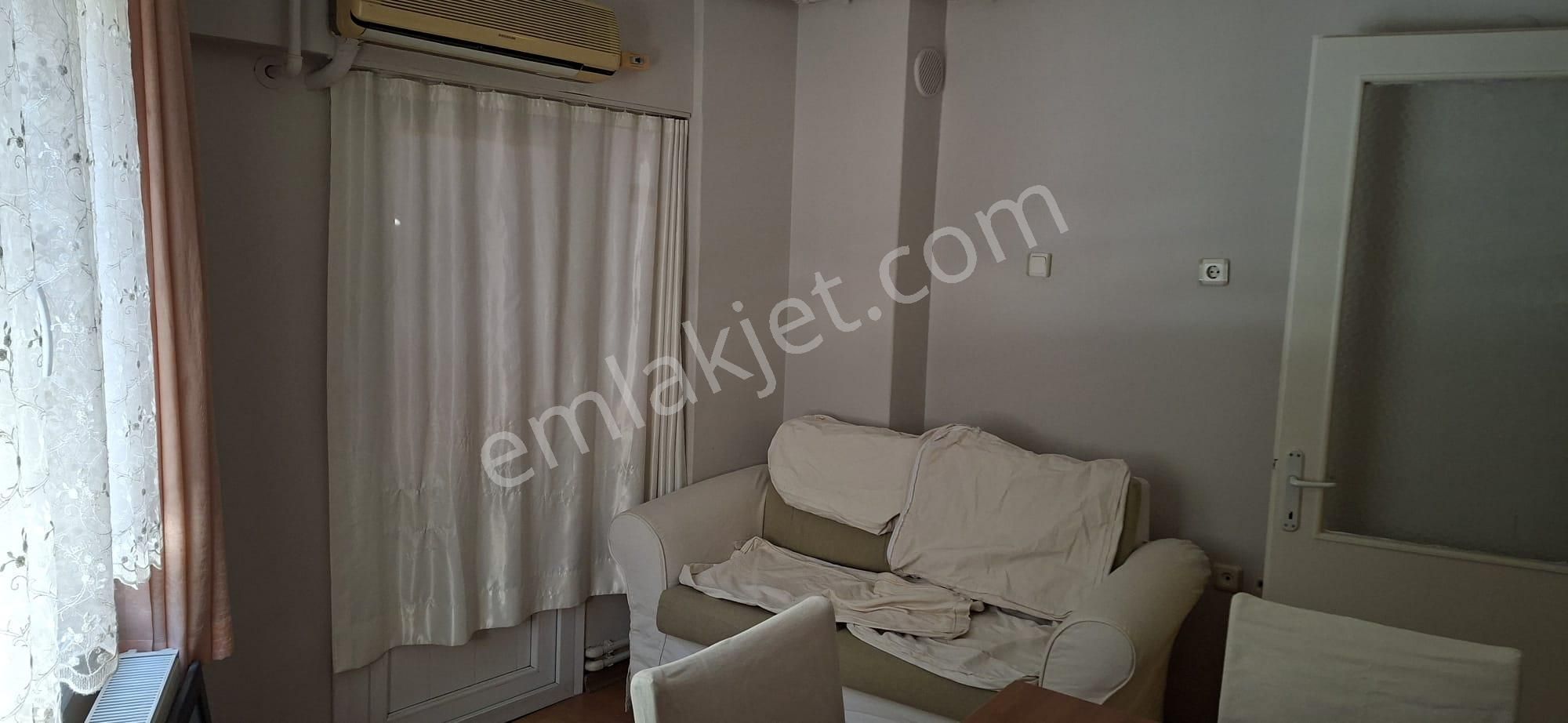 Bostanlıda Cadde Üzeri Eşyalı 2+1 Kiralık Daire - Görsel 11