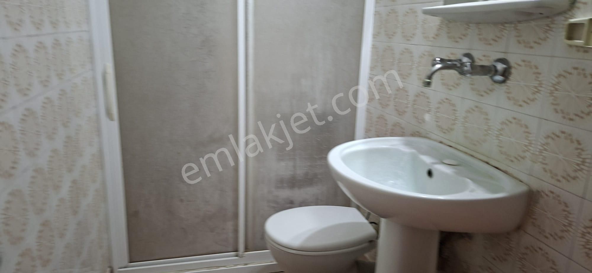 Bostanlıda Cadde Üzeri Eşyalı 2+1 Kiralık Daire - Görsel 20
