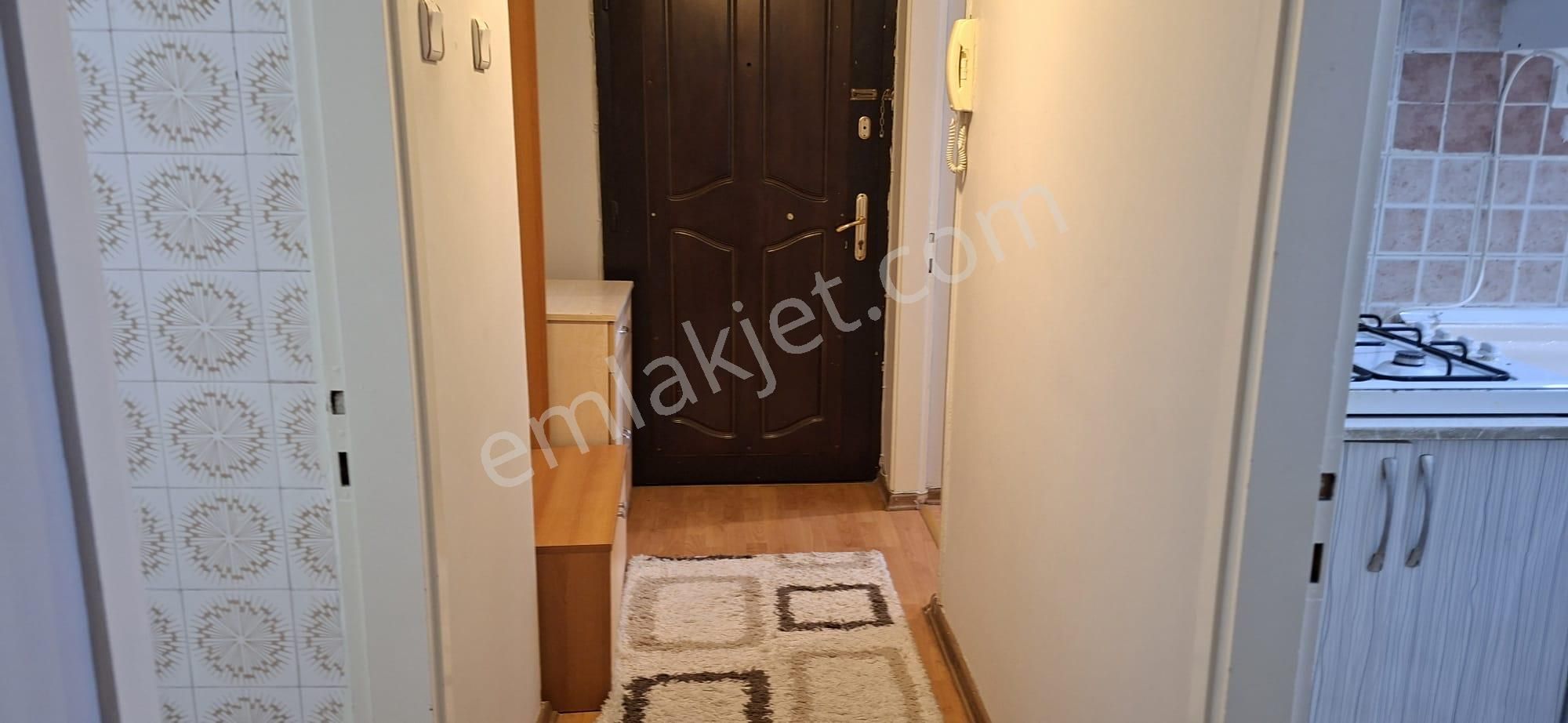 Bostanlıda Cadde Üzeri Eşyalı 2+1 Kiralık Daire - Görsel 22