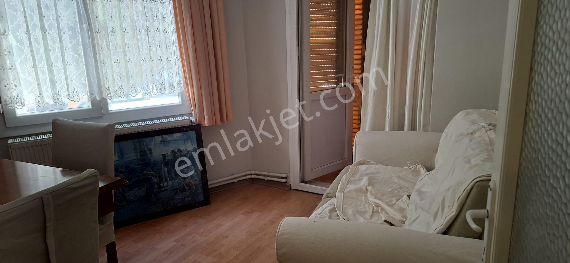 Bostanlıda Cadde Üzeri Eşyalı 2+1 Kiralık Daire - Görsel 17