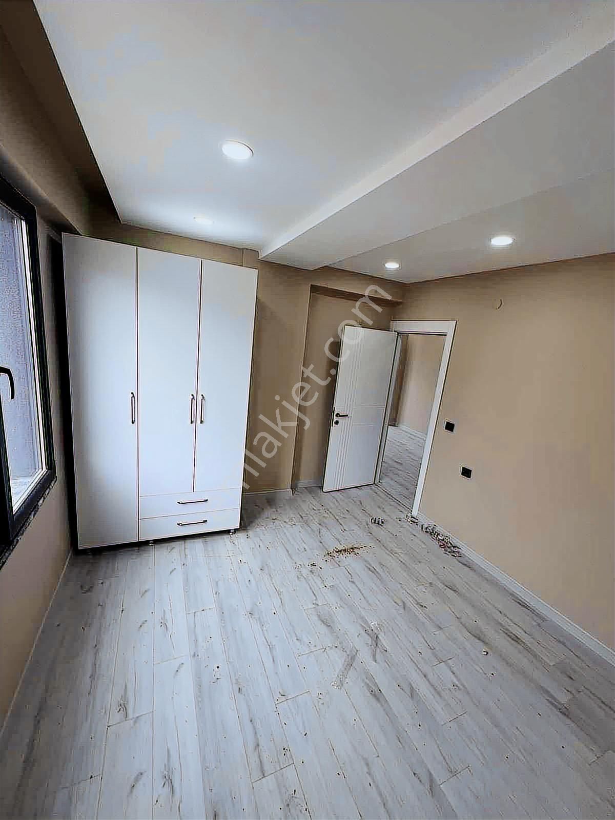 Çorlu Rumeli'de Havuzlu Site İçerisinde 1+1 Satılık Daire - Görsel 25