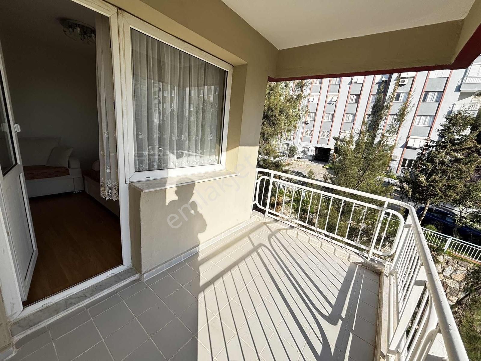 İzmir Çiğli Evka 5 Mh Kiralık Eşyalı 3+1 Daire Cb Ph - Görsel 6