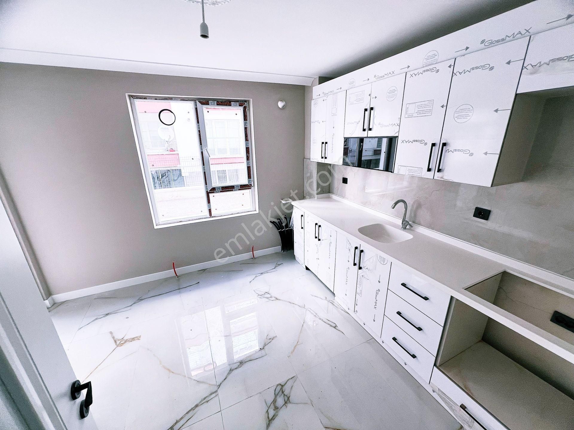 Cihandan Şehitkubilay Da Estergon Cadde Yakını Satlık Sıfır 2+1 - Görsel 5