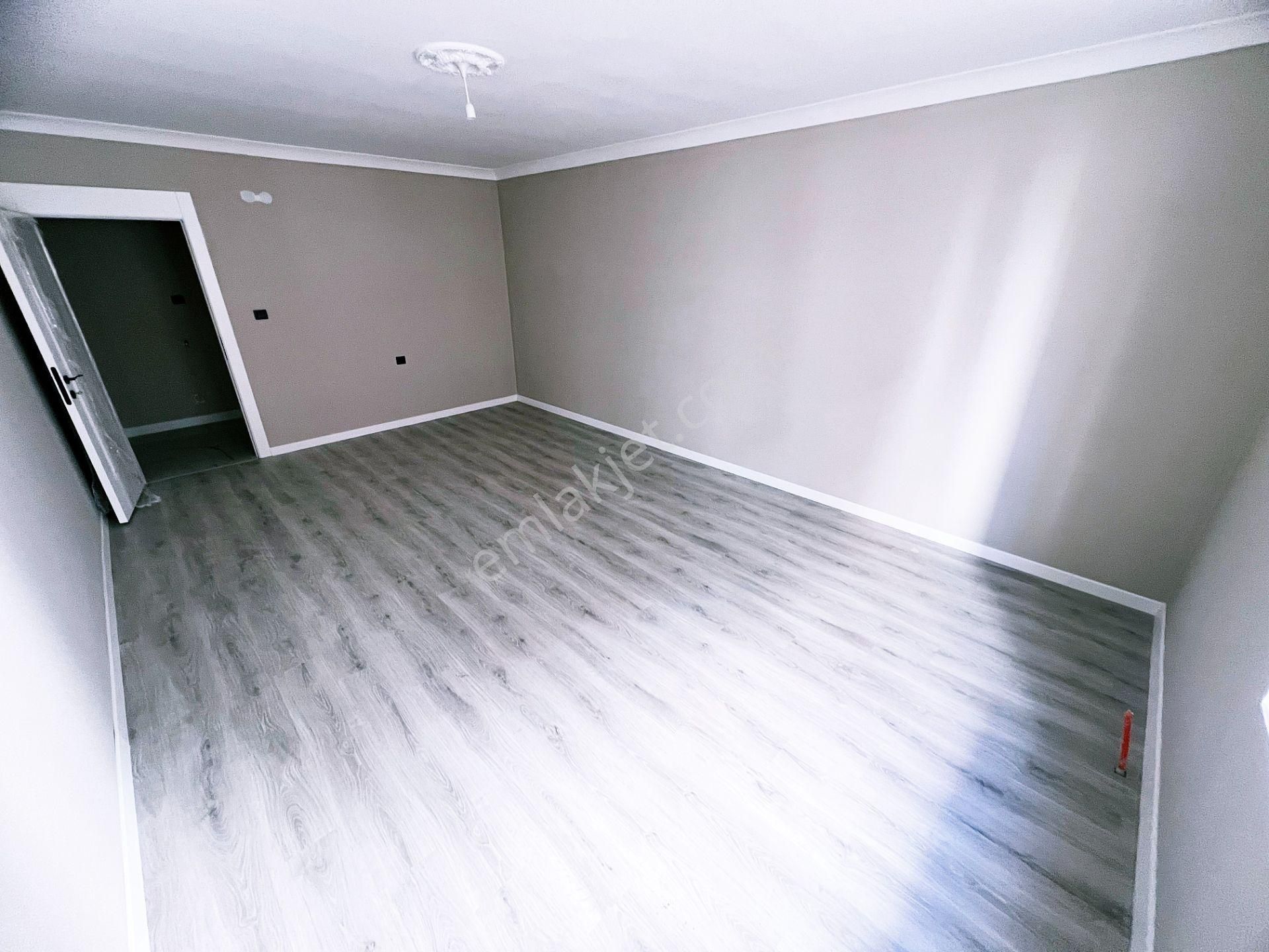 Cihandan Şehitkubilay Da Estergon Cadde Yakını Satlık Sıfır 2+1 - Görsel 19