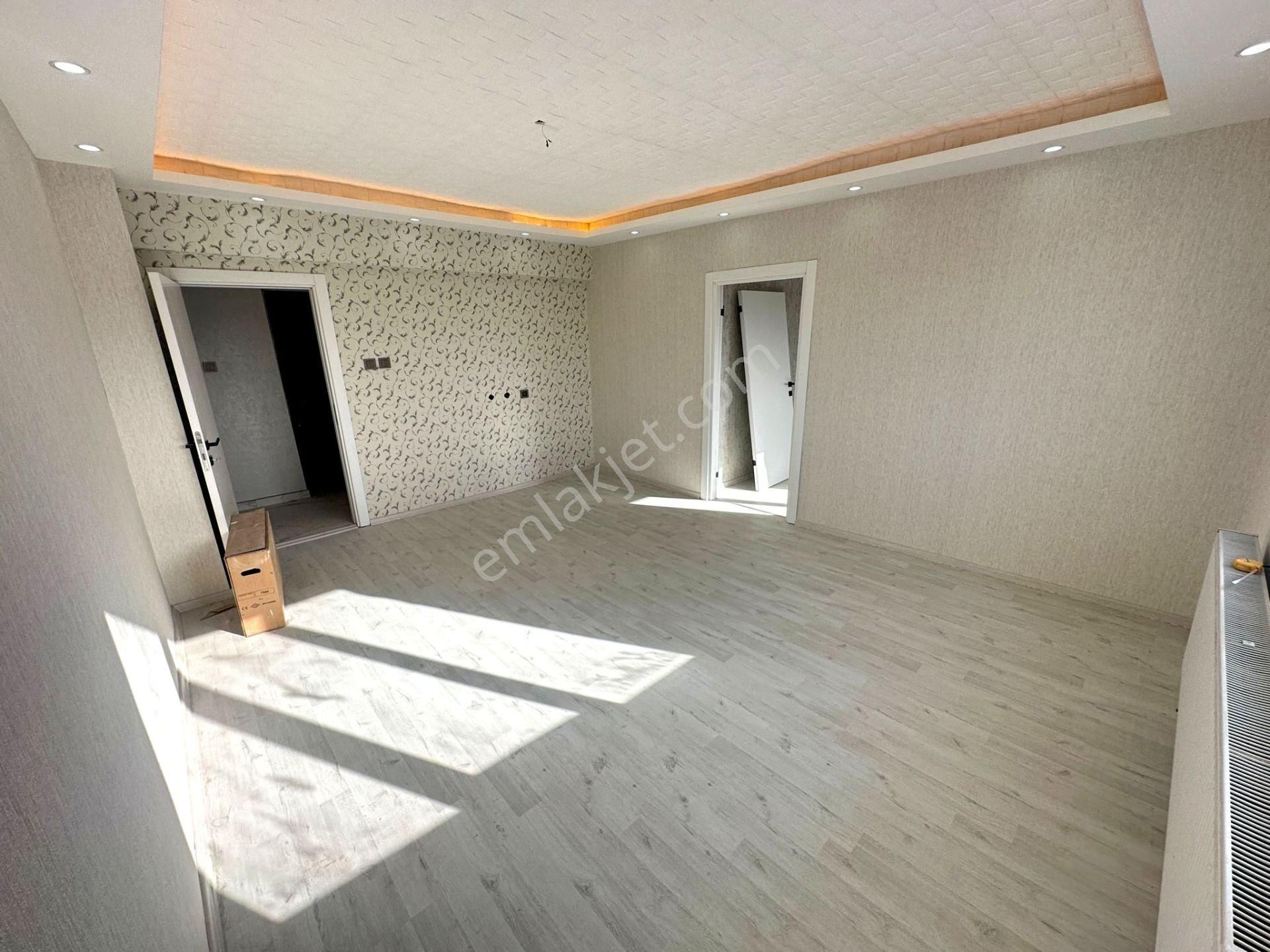 Emre Emlaktan Plevnede Merkezi Konumda Full Yapılı **boş** Satılık 3+1 Daire - Görsel 20