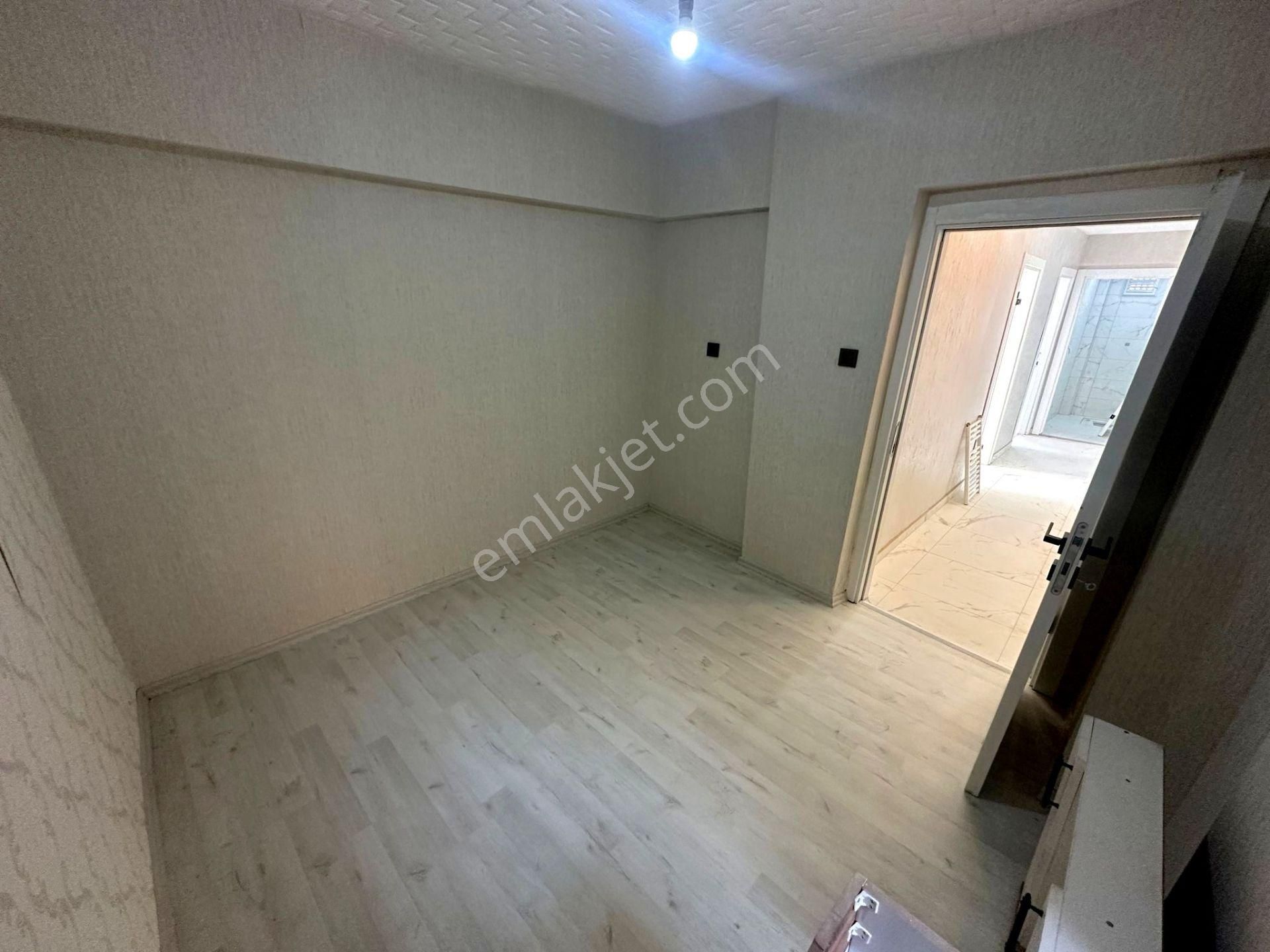 Emre Emlaktan Plevnede Merkezi Konumda Full Yapılı **boş** Satılık 3+1 Daire - Görsel 26