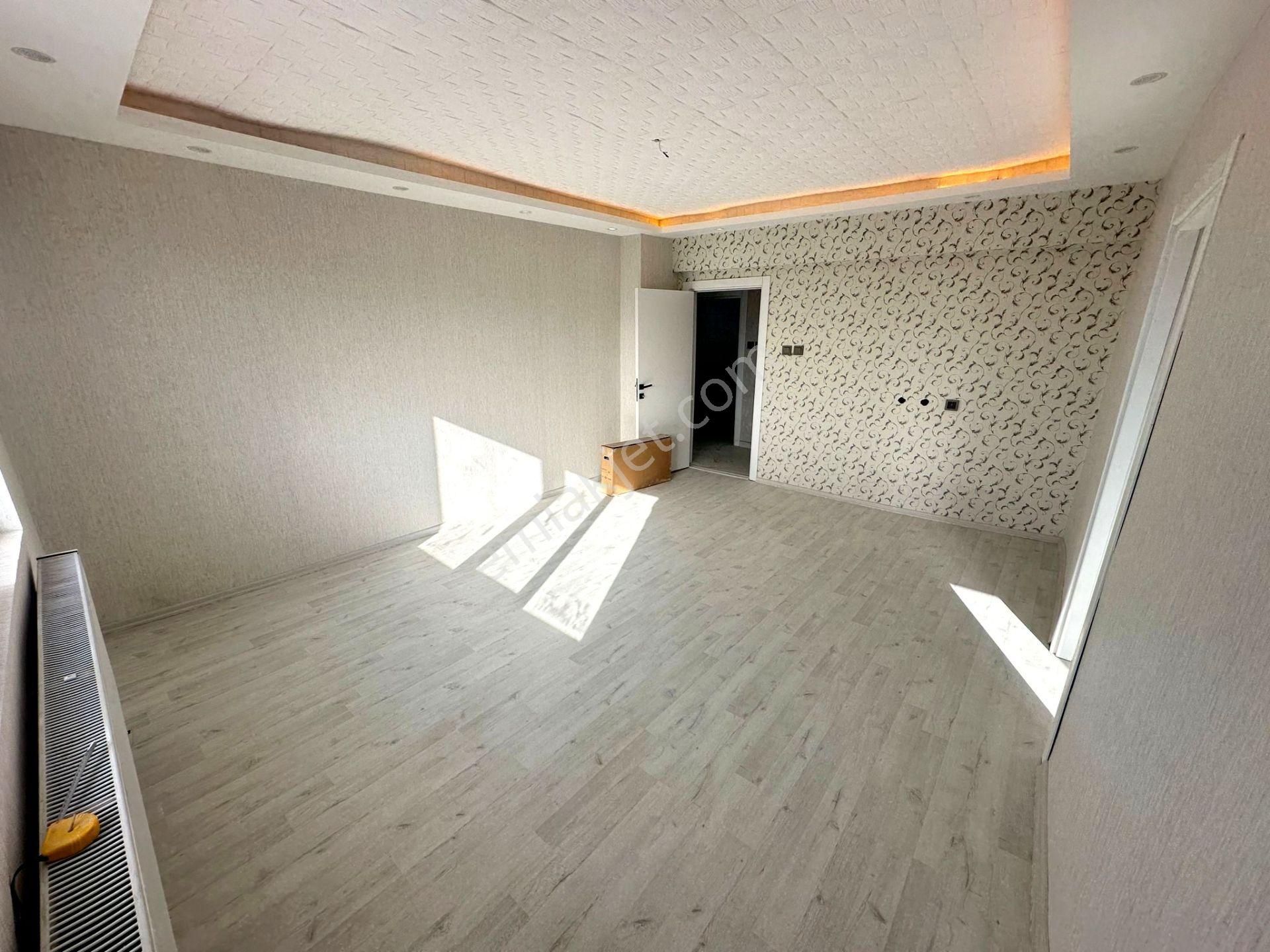 Emre Emlaktan Plevnede Merkezi Konumda Full Yapılı **boş** Satılık 3+1 Daire - Görsel 11