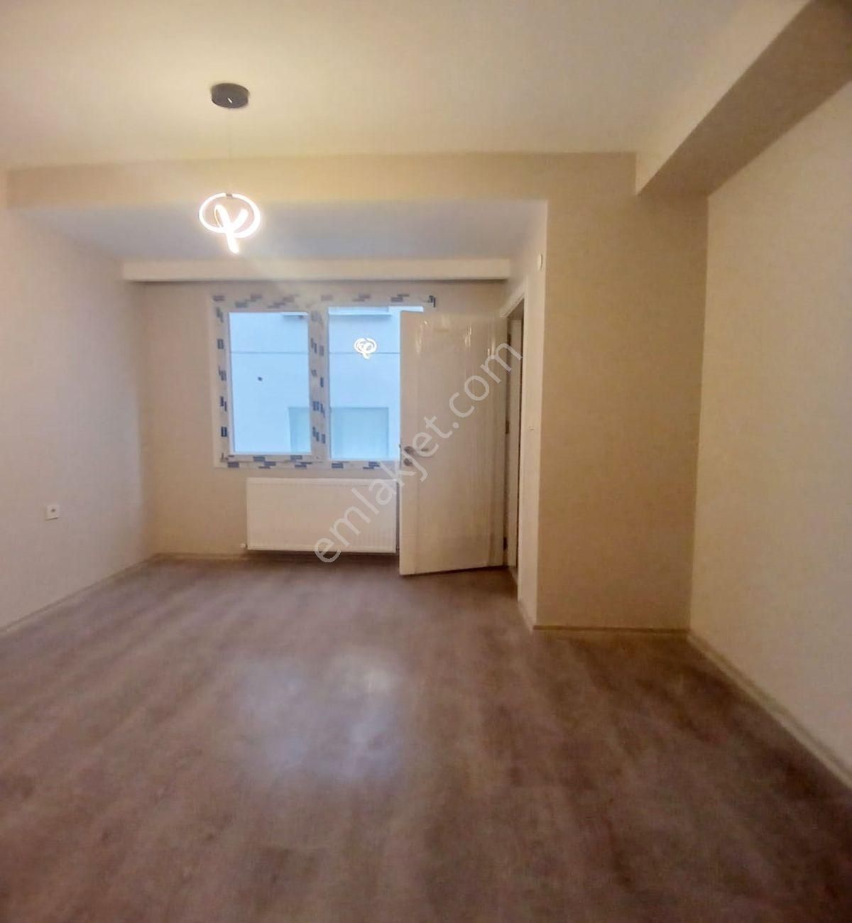 Avcılar Merkezin Göbeğinde 3+1 Ebeveyn Banyolu Sıfır Ara Kat - Görsel 6