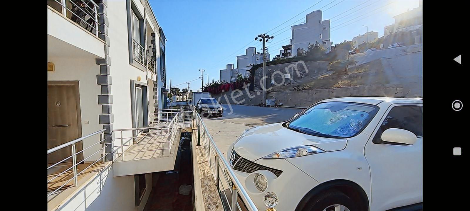 Akyarlar Da Denize Yürüme Mesafesin 2+1 Bahçeli Doğa Manzaralı - Görsel 8