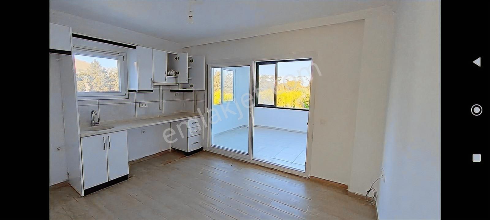 Akyarlar Da Denize Yürüme Mesafesin 2+1 Bahçeli Doğa Manzaralı - Görsel 2