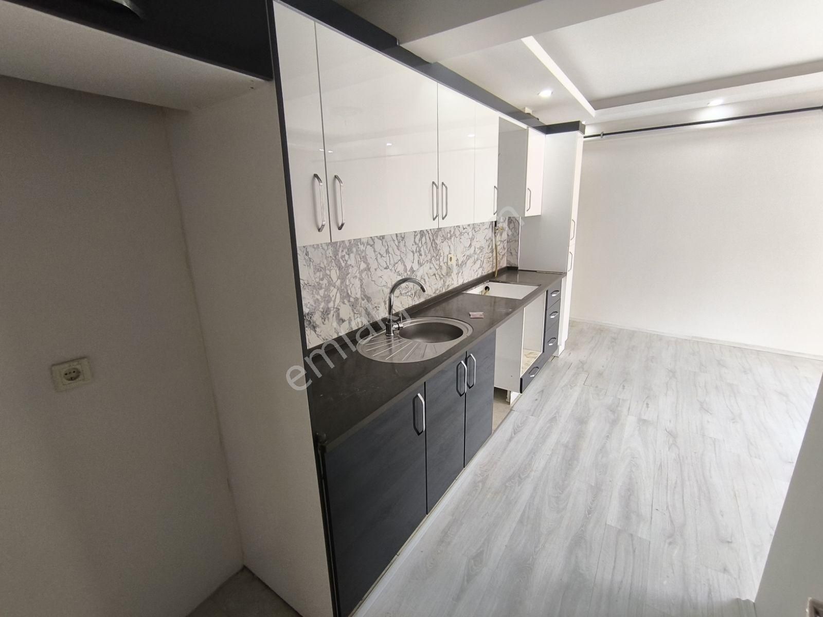 Kaçmaz Emlaktan İhsaniye Mahallesinde 3+1 - Görsel 10