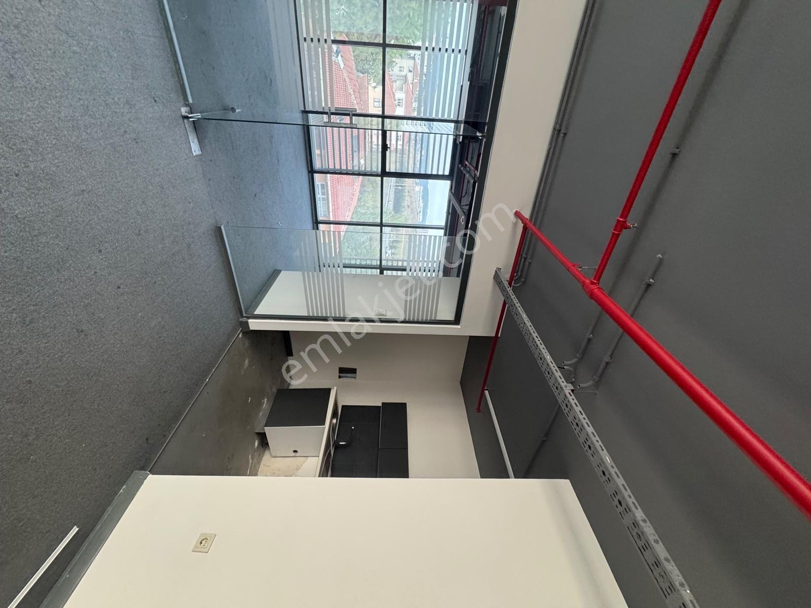 Maltepe Aydın Evlerde Prestijli Plaza Da Satılık Ofis Katı - Görsel 10