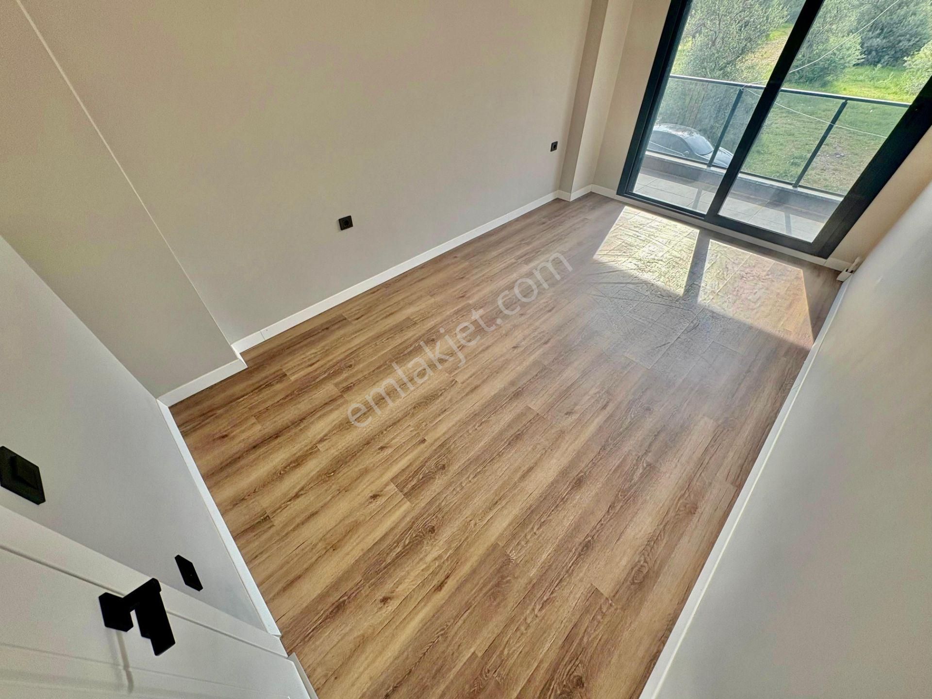 ▓karabuluttan▓güre'de Nefes Kesen Doğa Manzarasıyla Lüx Satılık Villa - Görsel 14