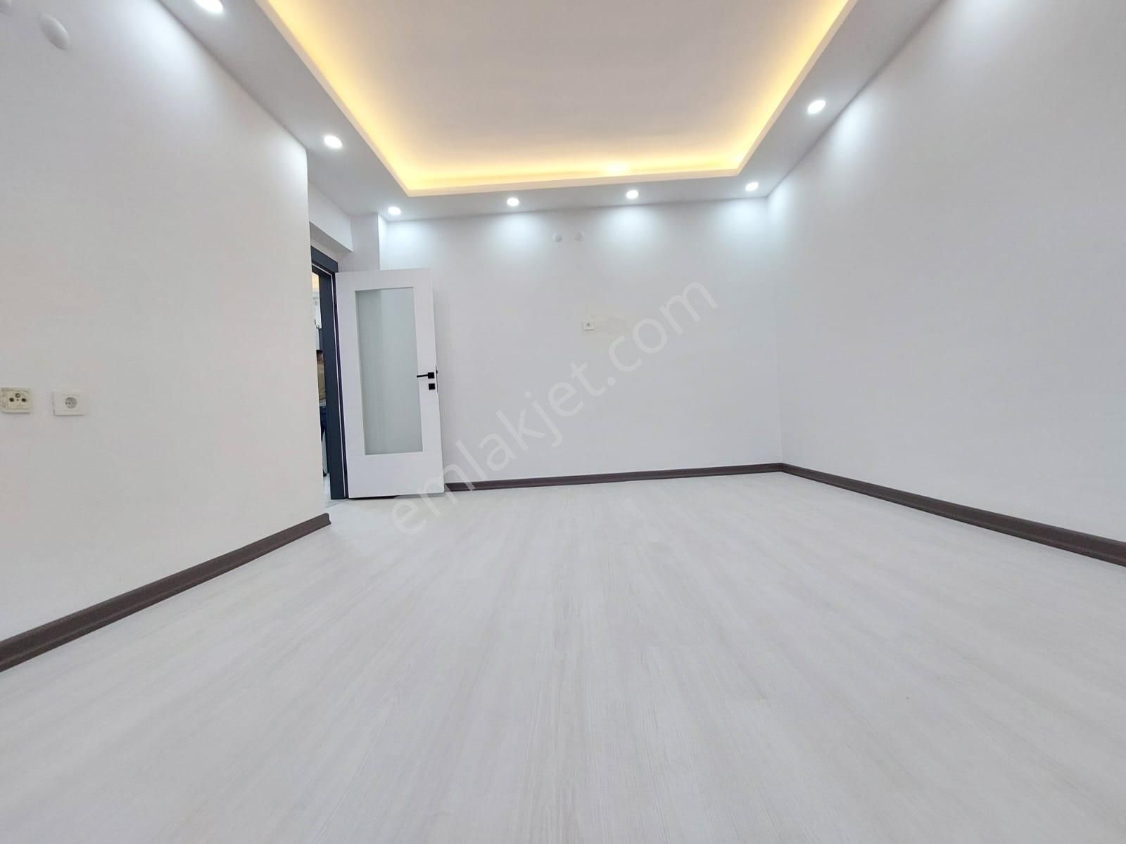 Süvari Mah Satılık 2+1 Full Yapılı Yüksek Giriş Ön Cephe Daire - Görsel 15