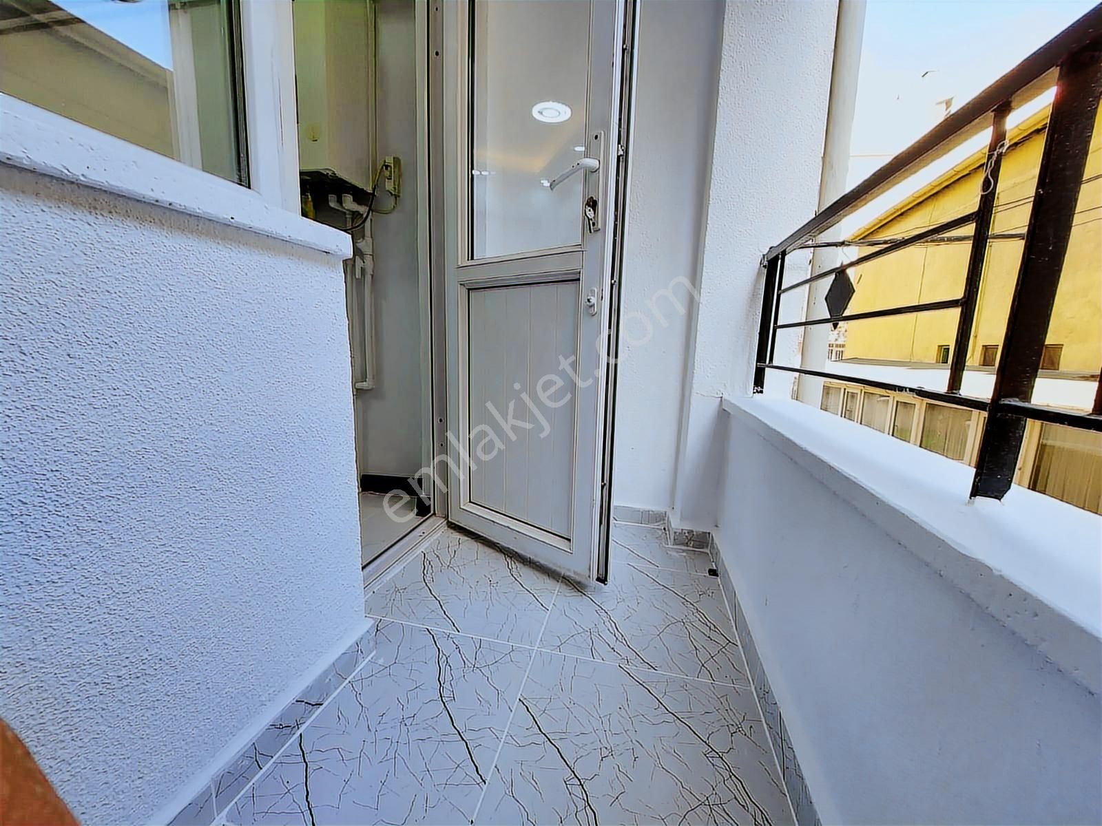 Süvari Mah Satılık 2+1 Full Yapılı Yüksek Giriş Ön Cephe Daire - Görsel 5