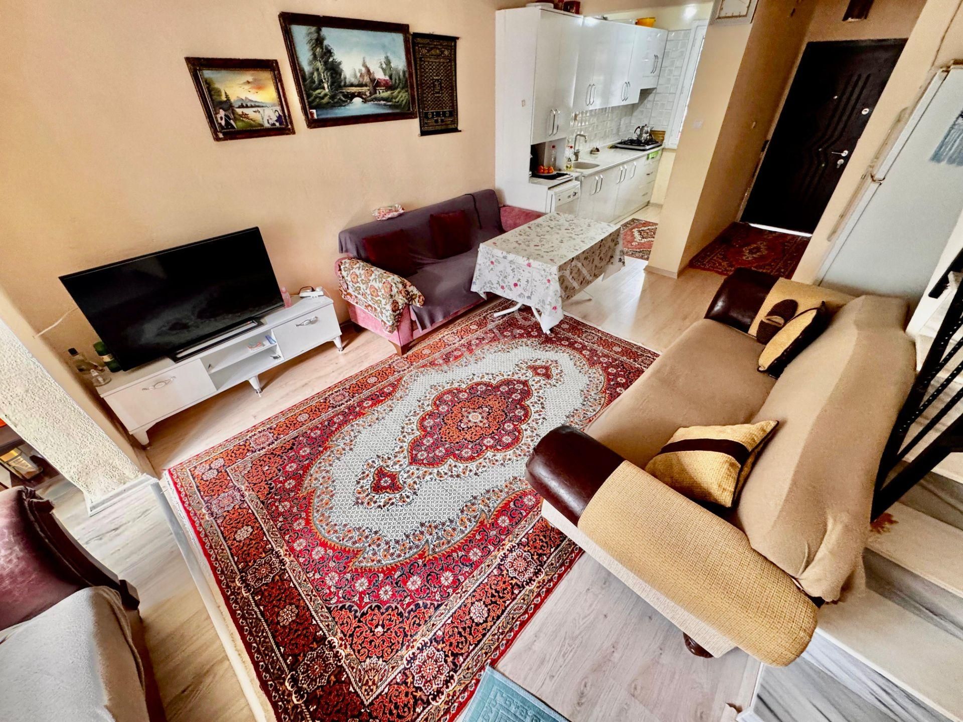 ▓karabuluttan▓güre'de Doğa Manzaralı & Emsalsiz Bahçeli Satılık Müstakil - Görsel 24