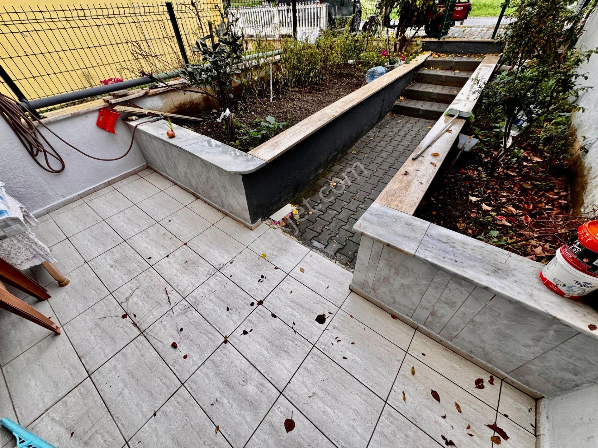 ▓karabuluttan▓güre'de Doğa Manzaralı & Emsalsiz Bahçeli Satılık Müstakil - Görsel 32