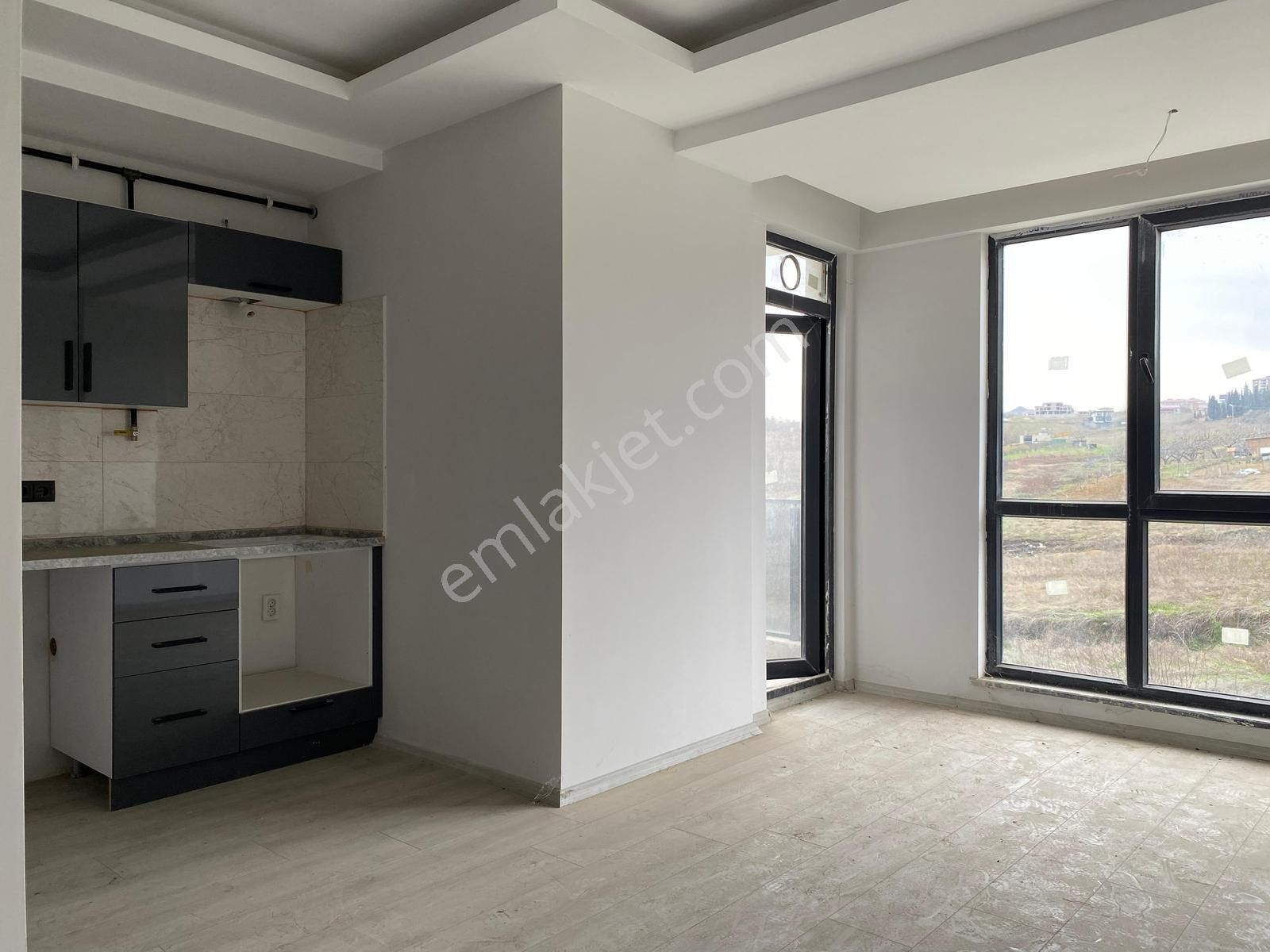 Büyükkolpınarda Şht. Can Şencan Caddesi Üzerinde Satılık 1+1 - Görsel 2