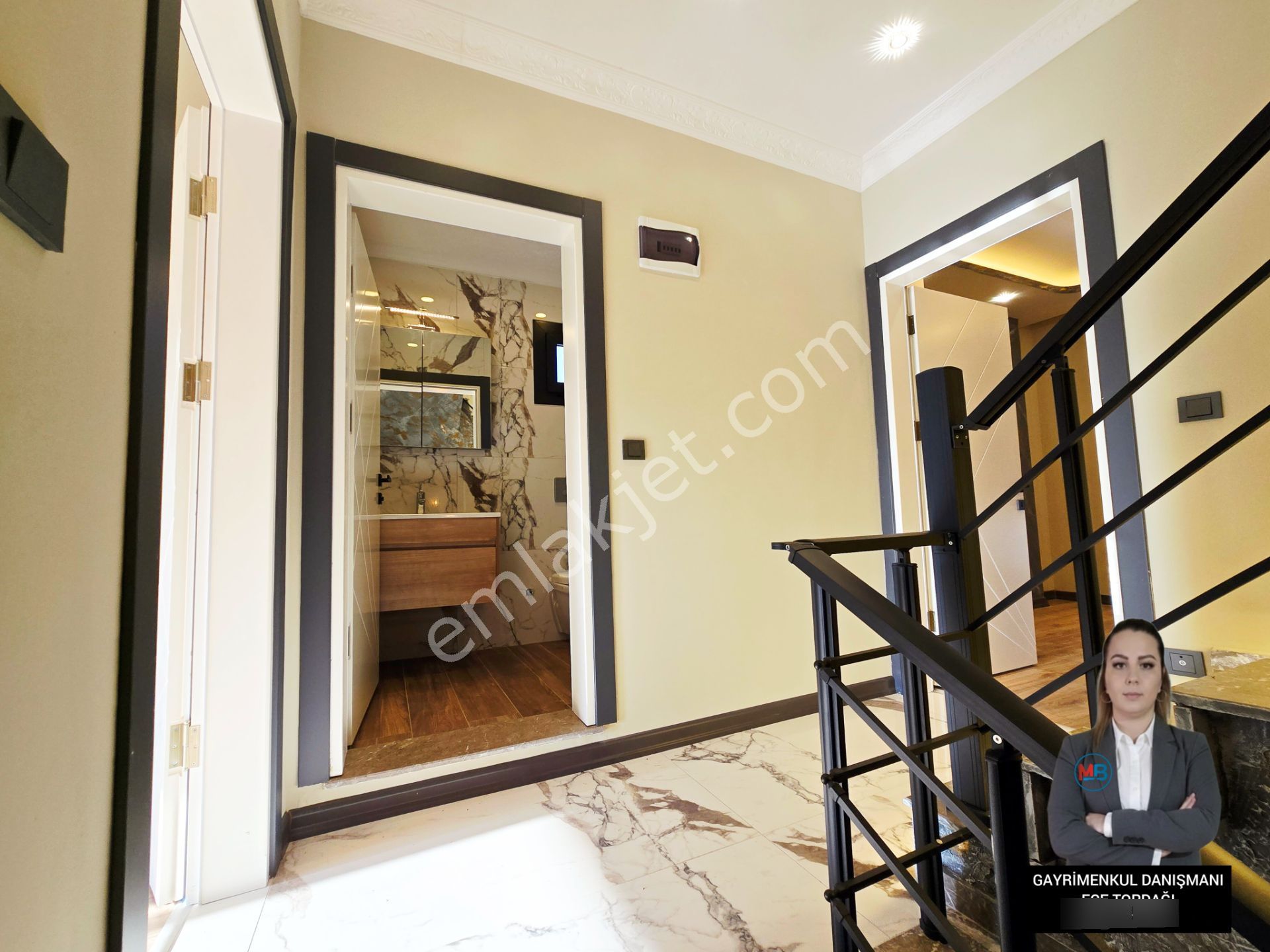 Didim'de Satılık 4+1 Tripleks Sıfır Müstakil Bahçeli Otoparklı Ön Cephe Villa - Görsel 14