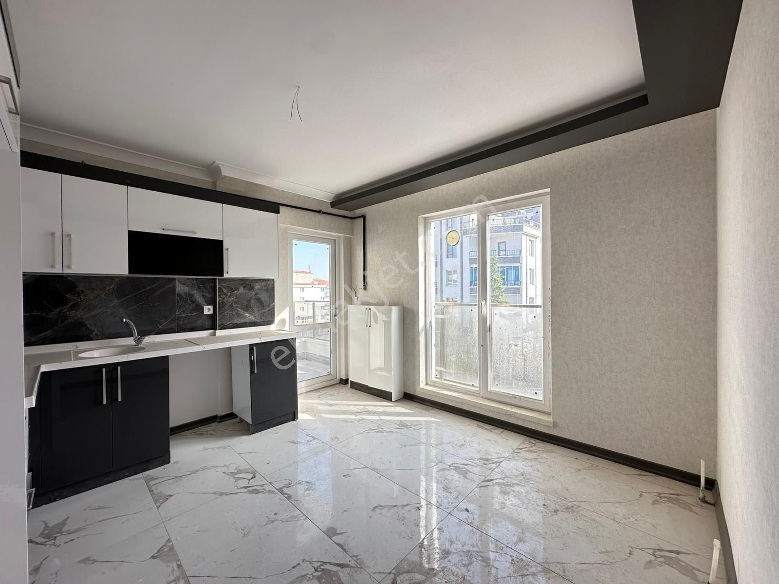 Karapürçek Mahallesinde Külliye Mevki 3+1 Full Yapılı Daire - Görsel 18