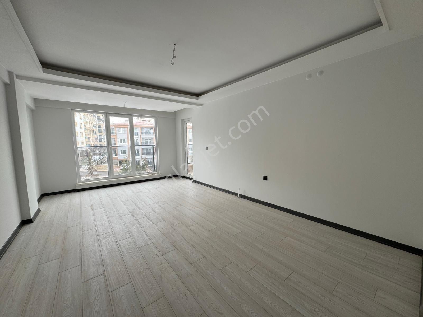 Karapürçek Mahallesi'nde Önü Kapanmaz Sıfır Full Yapıl 3+1 Daire - Görsel 2