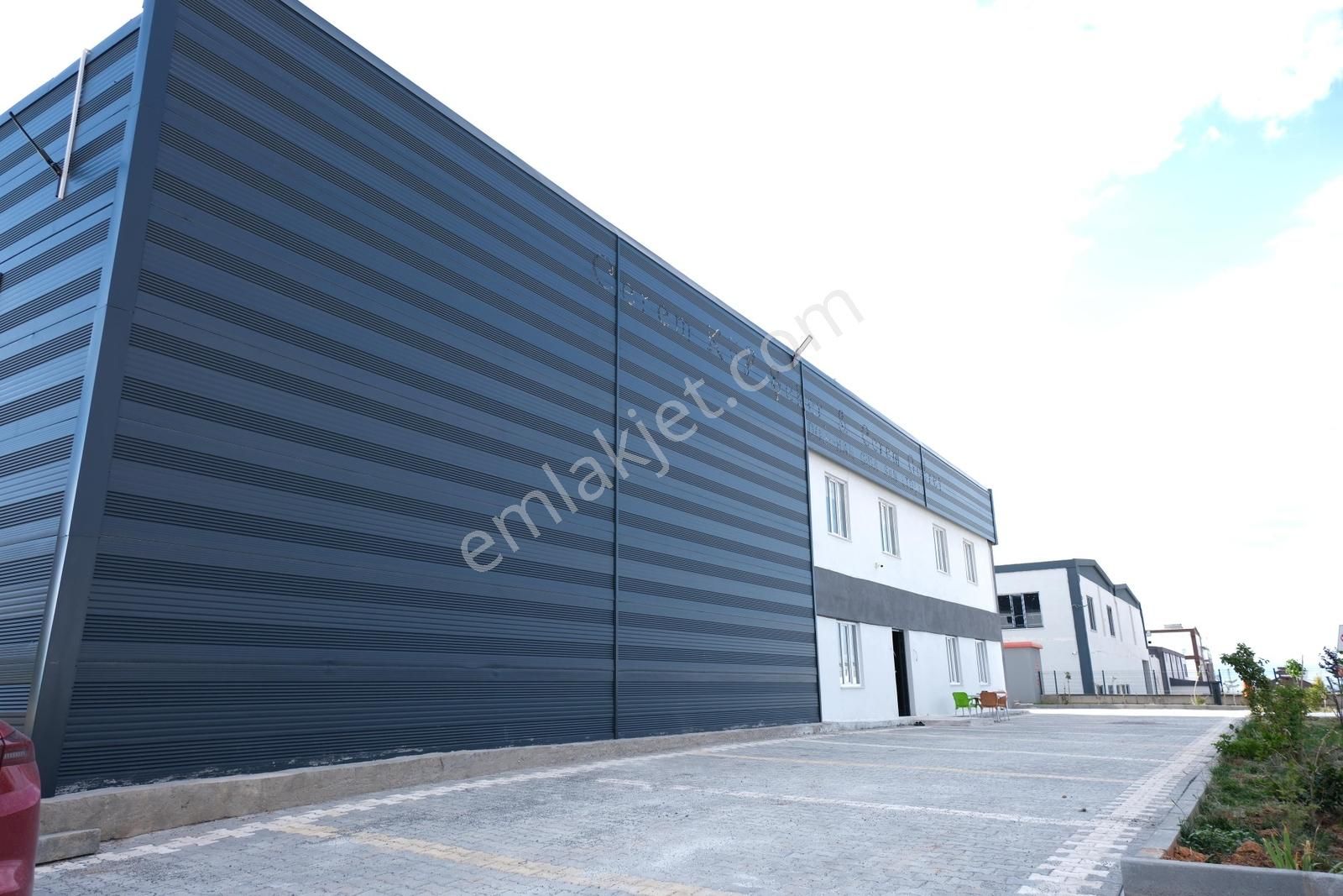 Coldwell Banker'den Devren Satılık Küp Şeker Üretim Fabrikası - Görsel 19