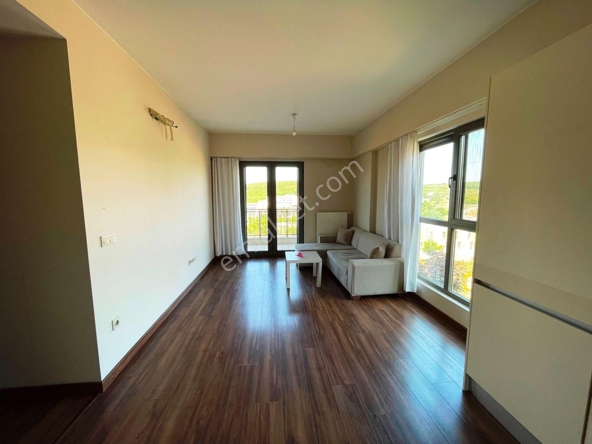 Çekmeköy Nef Çamlıtepe 98m2 50.000 Tl Kiracılı 1.kat Satılık 2+1 - Görsel 3