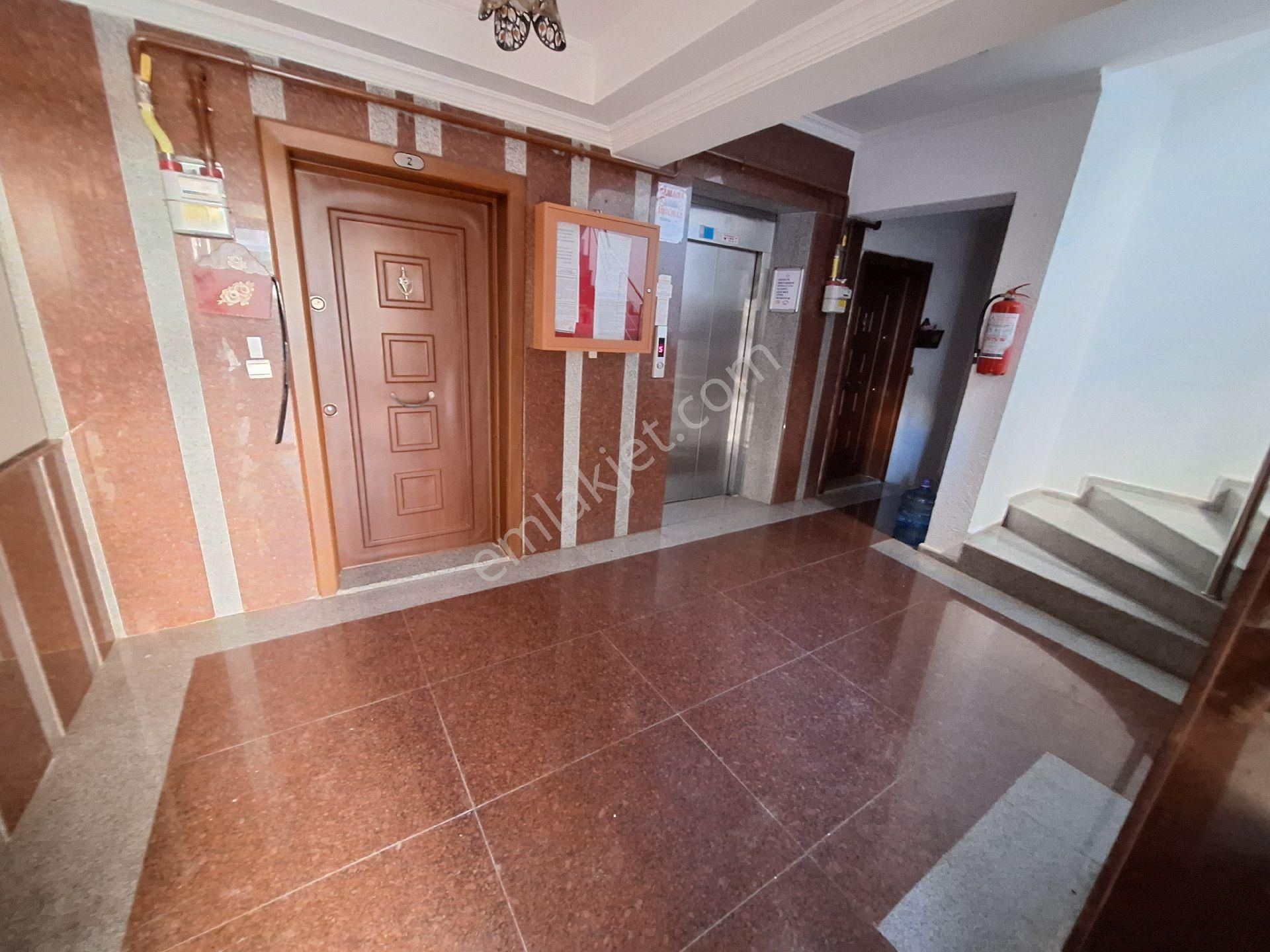 Antalya Konyaaltı Uncalı Mahallesinde Havuzlu Site İçinde Doğalgaz Kombili Kiralık 3+1 Daire - Görsel 2