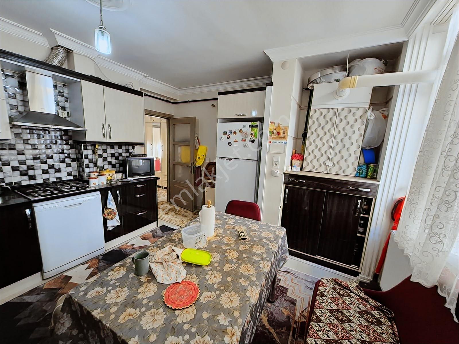 Buca Laleli Mah//100m2/3+1/ebyvnbanyolu//arakat//10yıllık//daire - Görsel 6