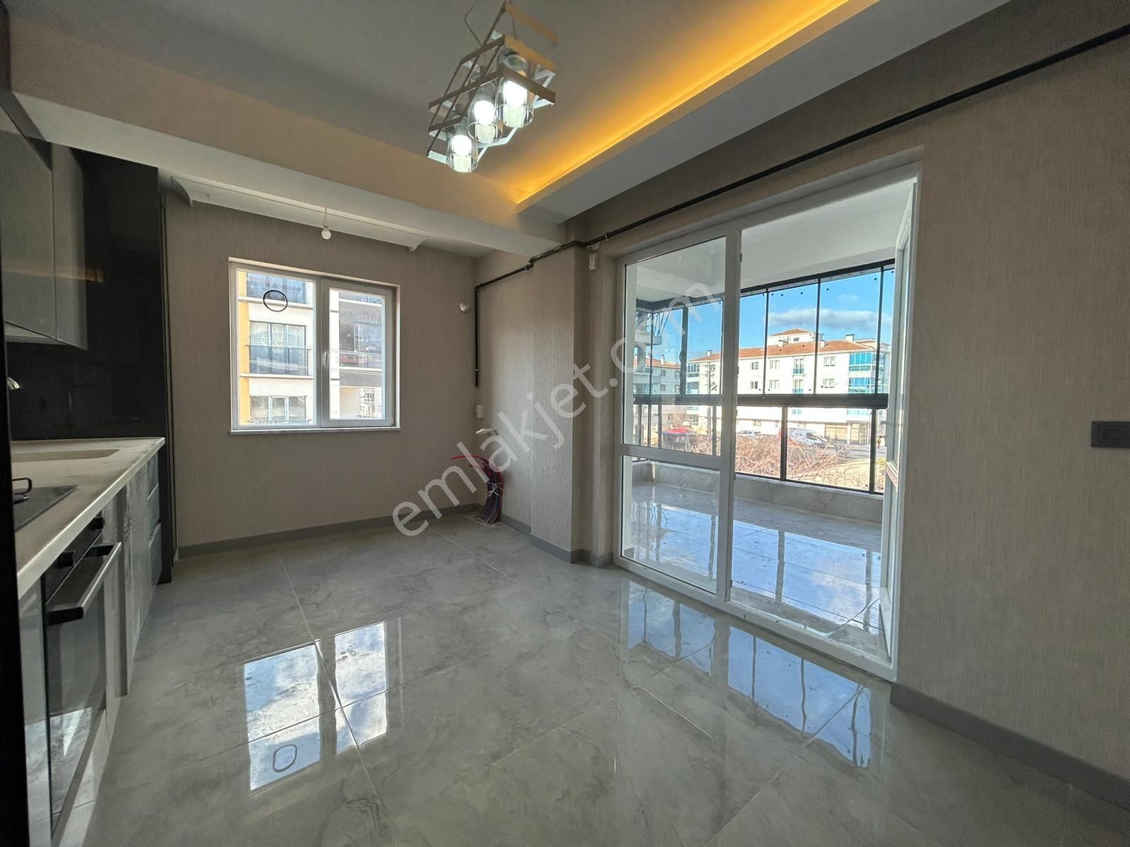 New Kent'den Mustafa Kemal Mah.3+1 Sıfır Full+full Yapılı Daire - Görsel 9