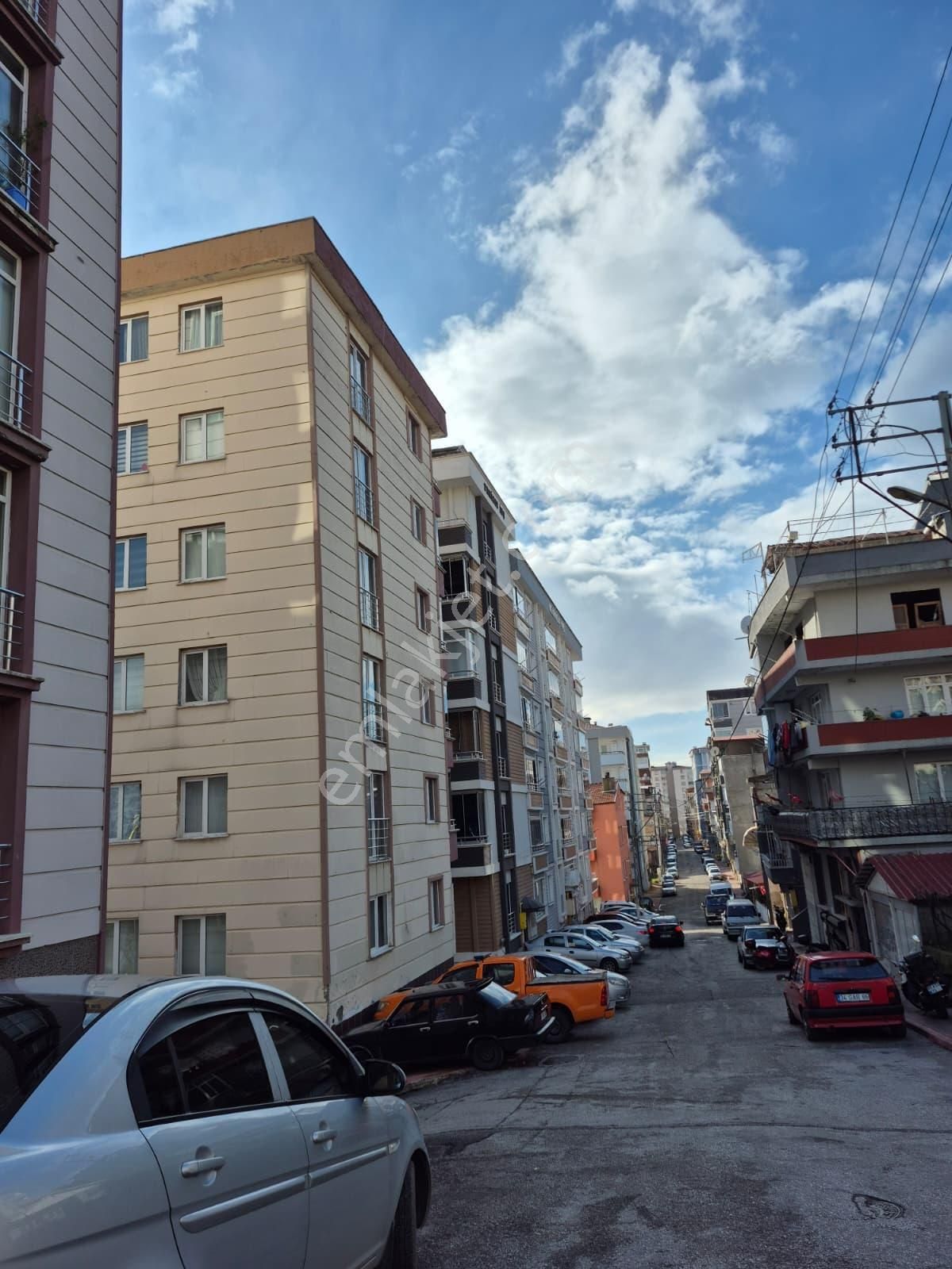 Yağmur Emlaktan Deniz Manzaralı Ferah Kullanışlı 3+1 Daire - Görsel 28