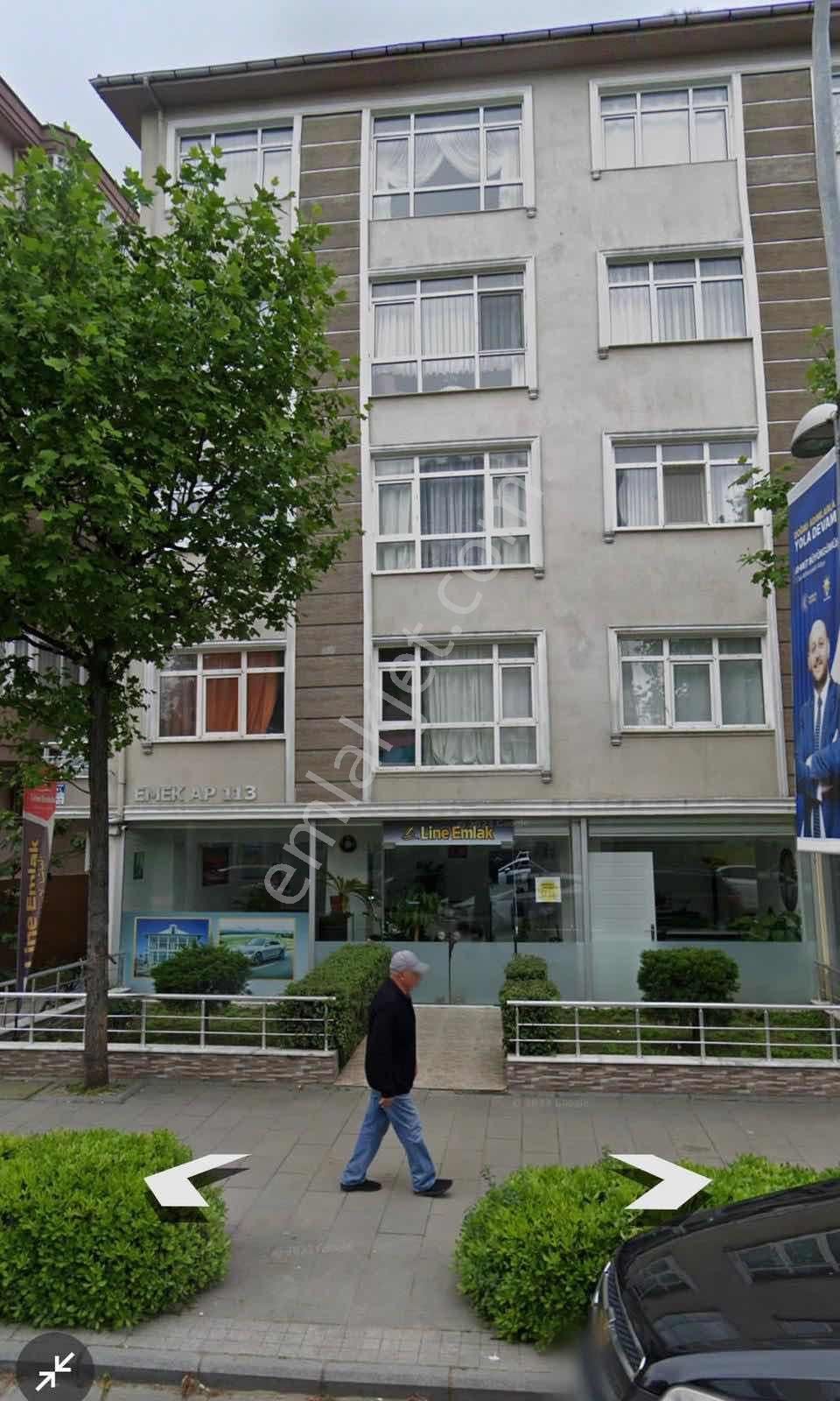 Bahçelievler'de Fatih Caddesi Üzeri Satılık 2+1 Fırsat Daire