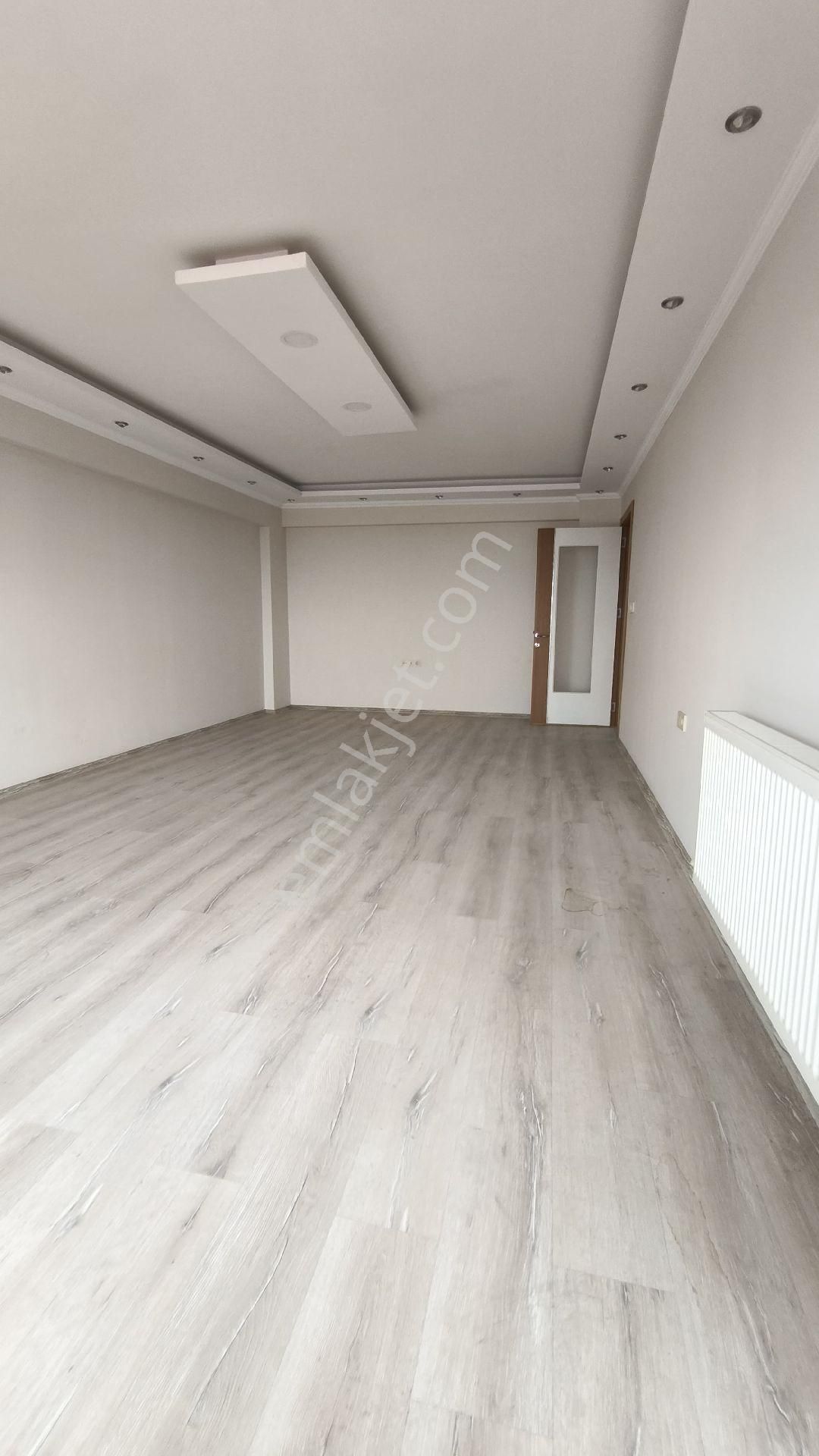 Reşatbey Mah. Rumeli Cad. Üzeri 3+1 Arakat - Görsel 18