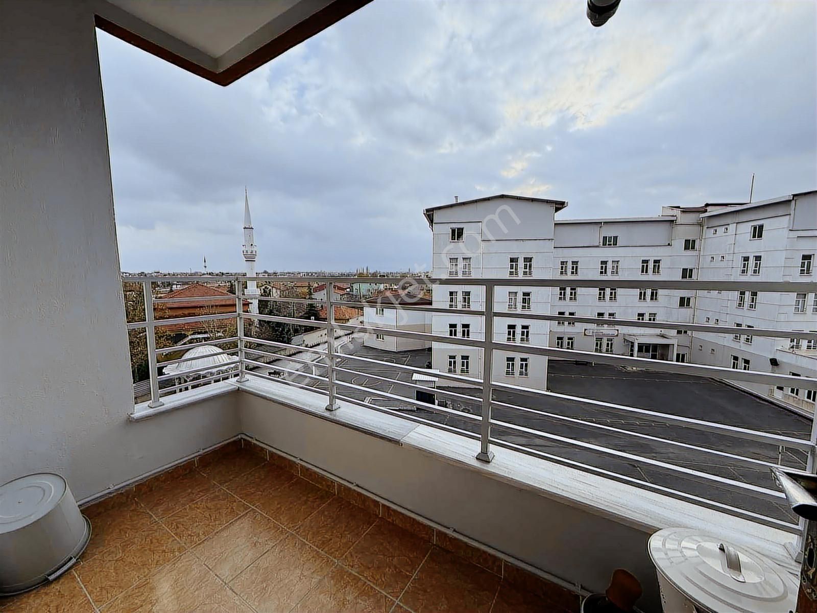 Gazze Cad. Yakını Site İçi Geniş Ve Ful Bakımlı 3+1 Arakat Daire - Görsel 7