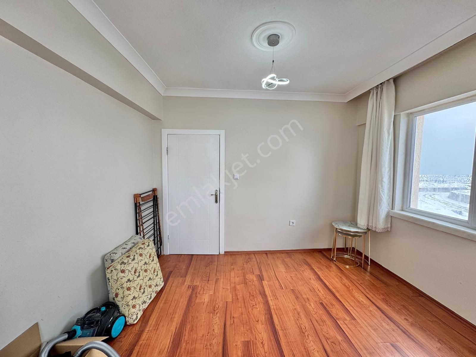 Kalecik Emlak'tan E.banyolu Çift Asansörlü 4+1dublex Teras Balkon - Görsel 16