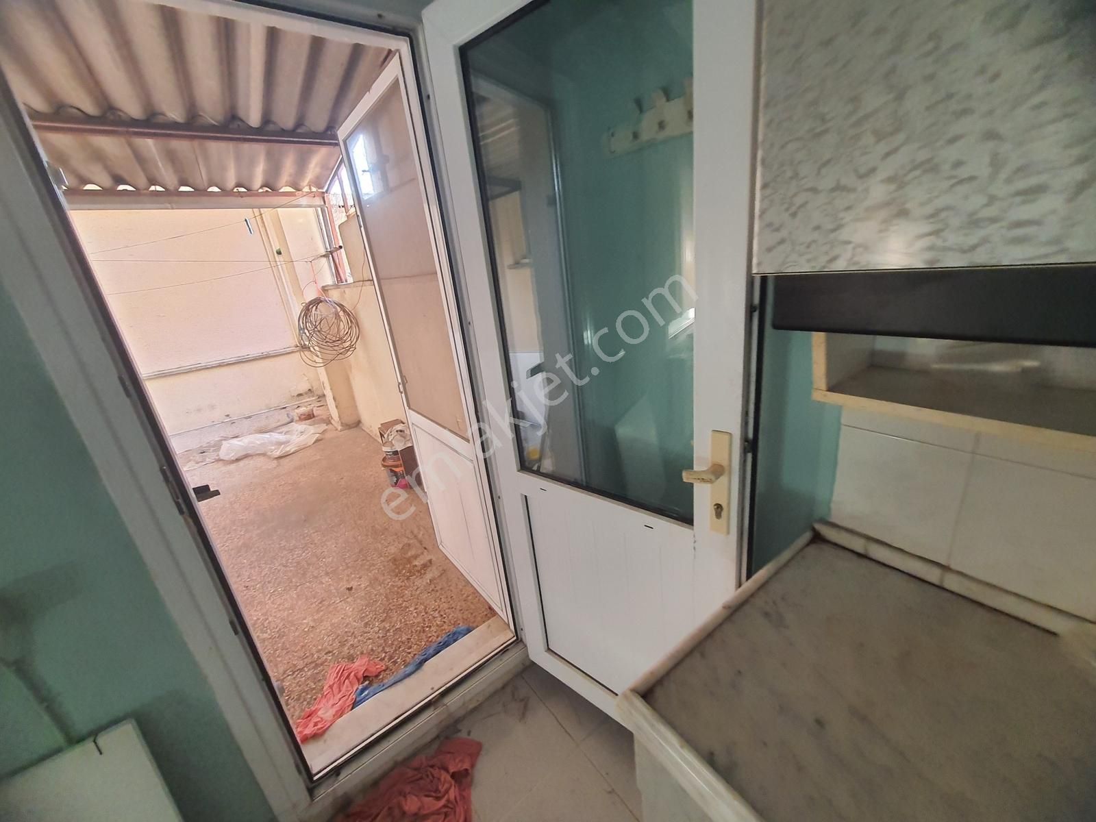 Maltepe De Ara Kat Geniş Kullanışlı Kiralık 2+1 Daire - Görsel 3